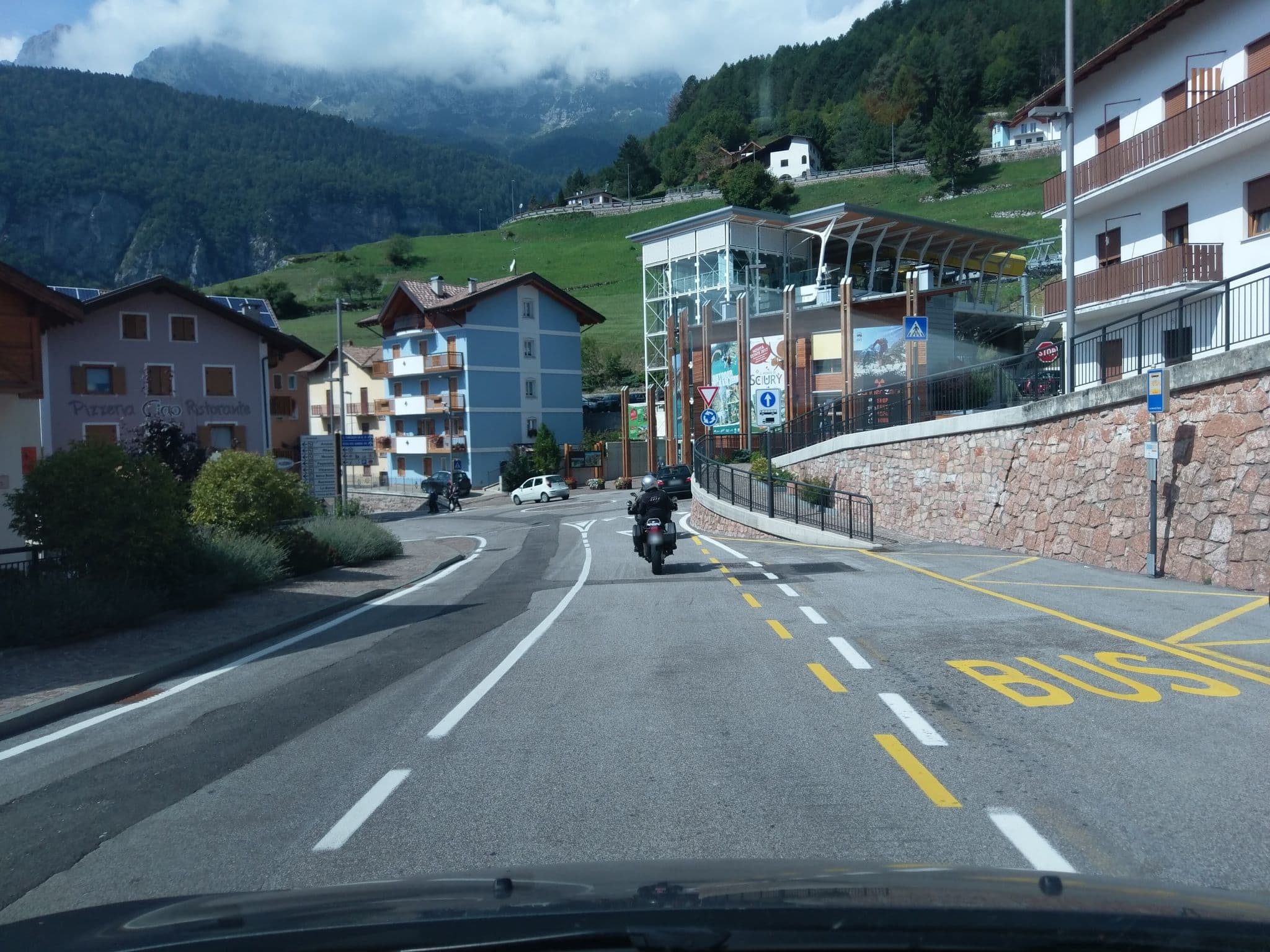 Street view near Hotel Villanova, Molveno — © bufonto (CC BY-SA · Mapillary)