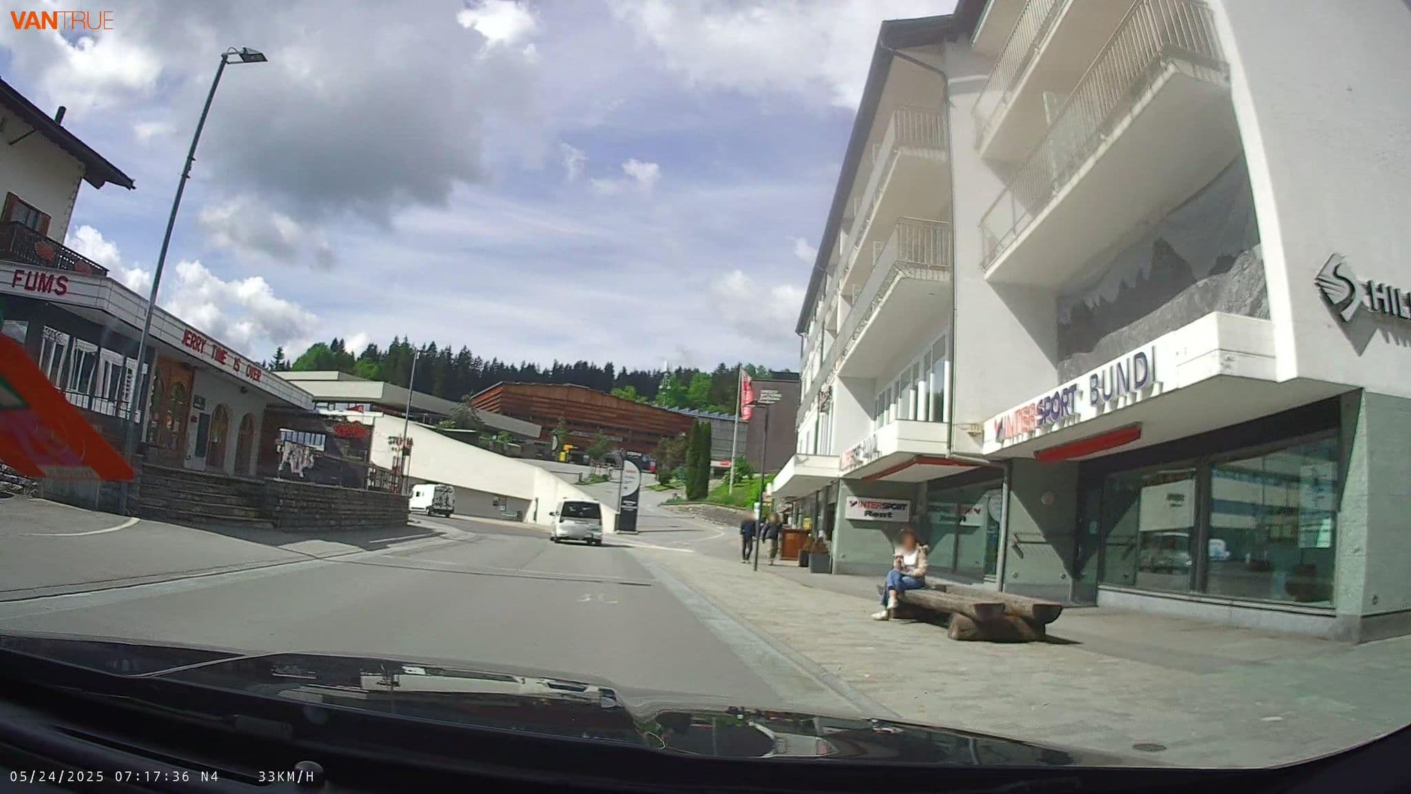 Street view near Arena Lodge, Flims — © fcignat (CC BY-SA · Mapillary)
