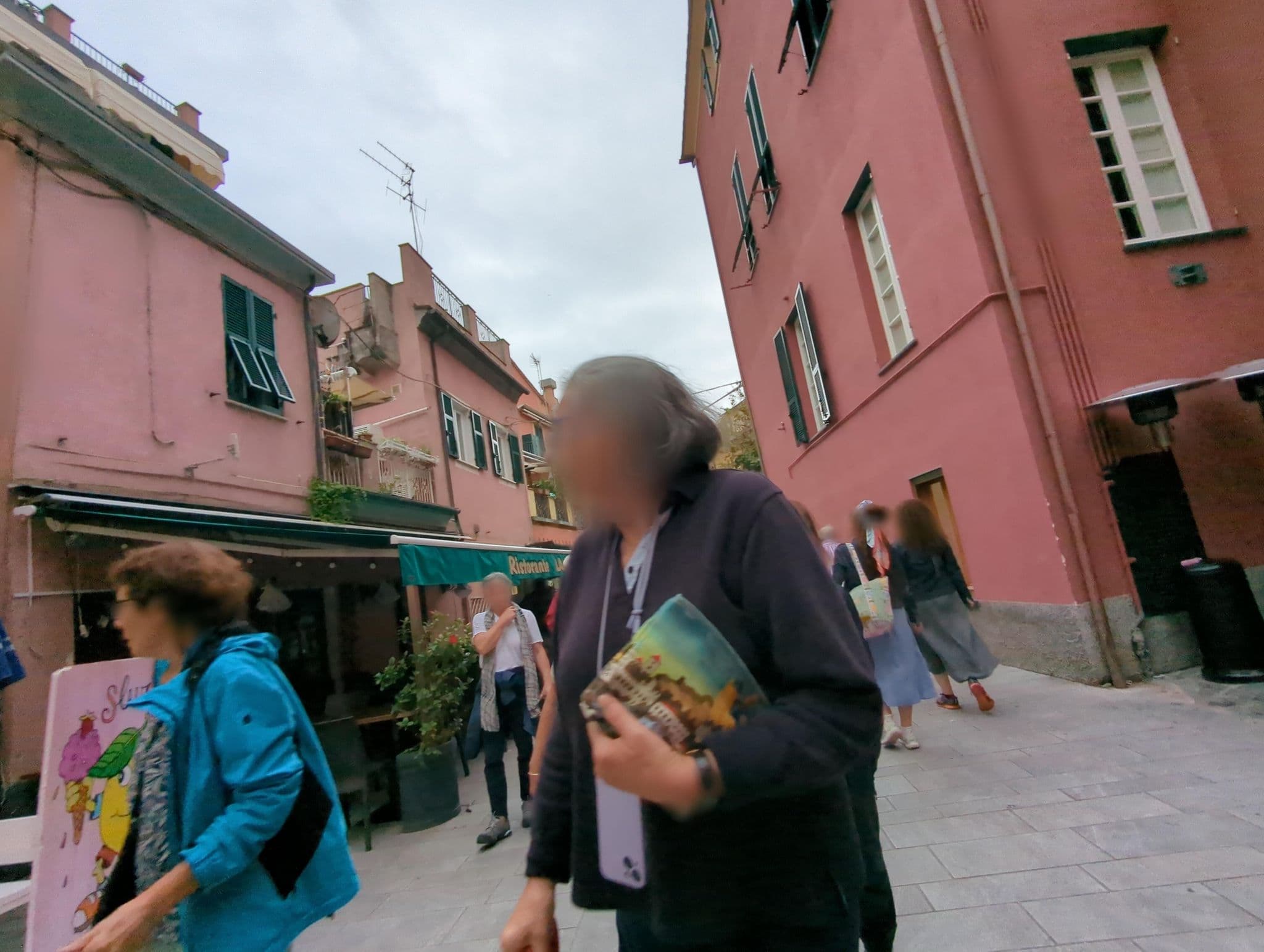 Street view near Affittacamere da Benedetta, Monterosso al Mare — © ente (CC BY-SA · Mapillary)