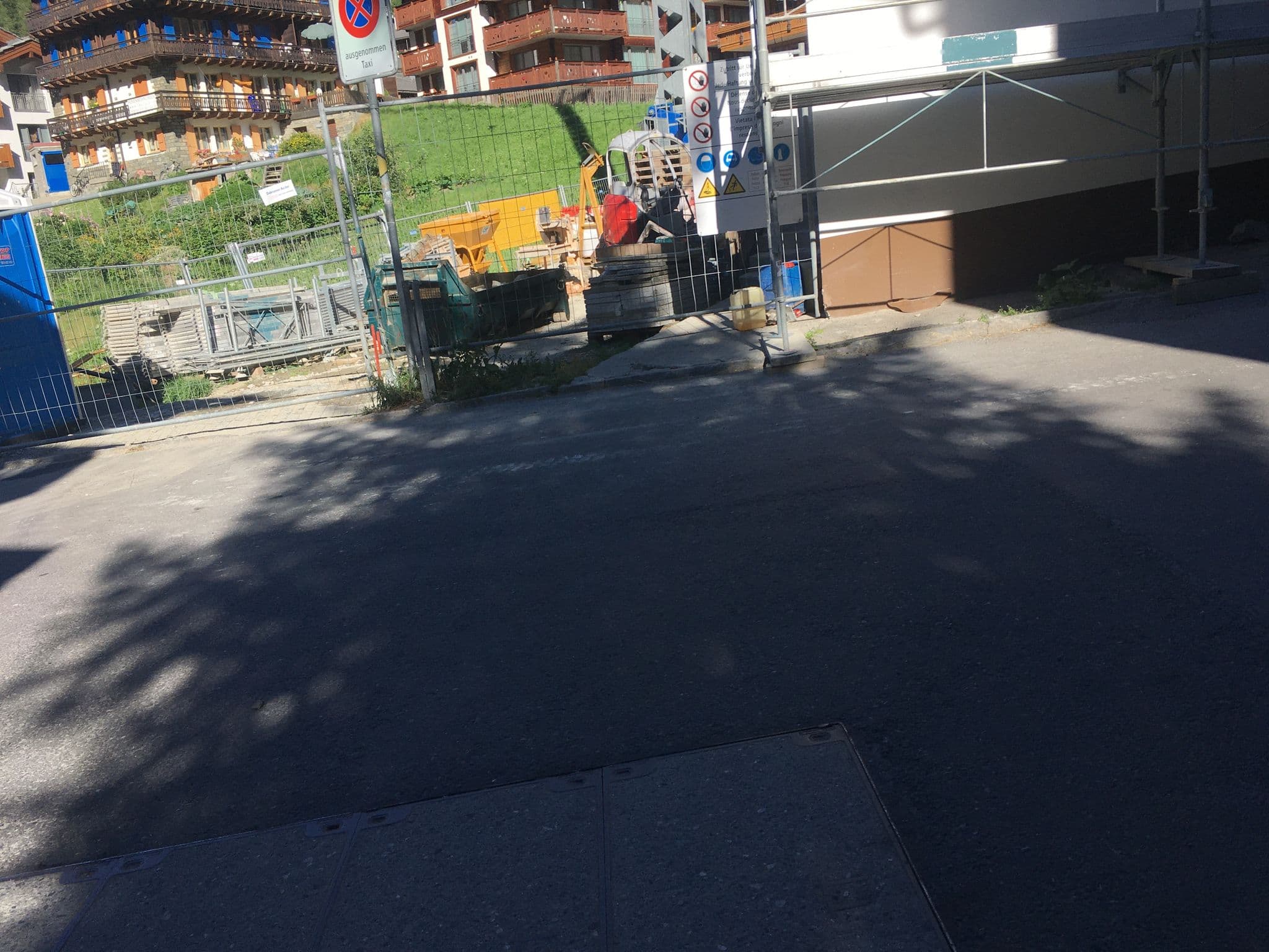 Street view near Rhodania, Zermatt