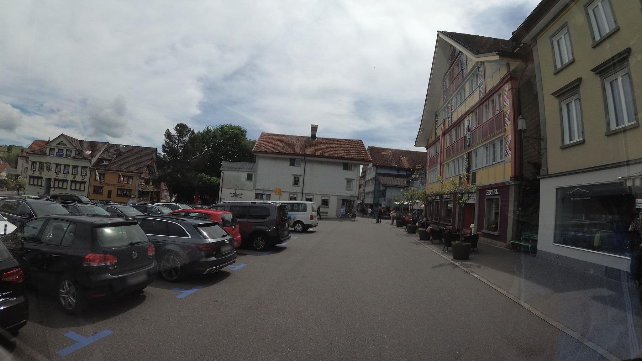 Street view near Café-Hotel Appenzell, Appenzell — © teddy73 (CC BY-SA · Mapillary)