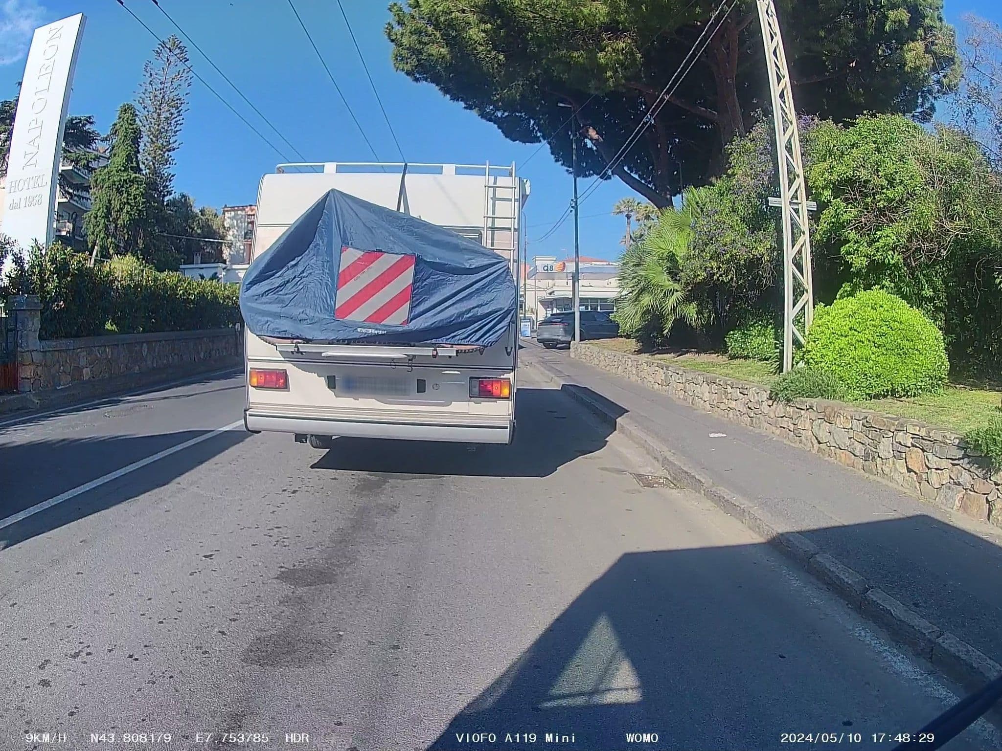 Street view near Hotel Napoleon Sanremo, Sanremo — © soulcover (CC BY-SA · Mapillary)