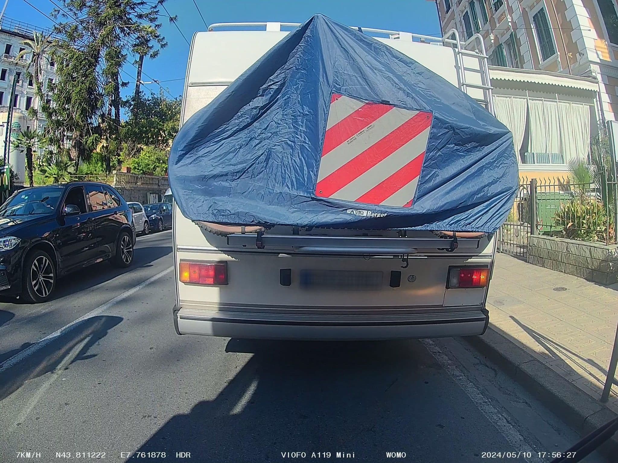 Street view near Hotel Morandi - Ristorante, Sanremo — © soulcover (CC BY-SA · Mapillary)