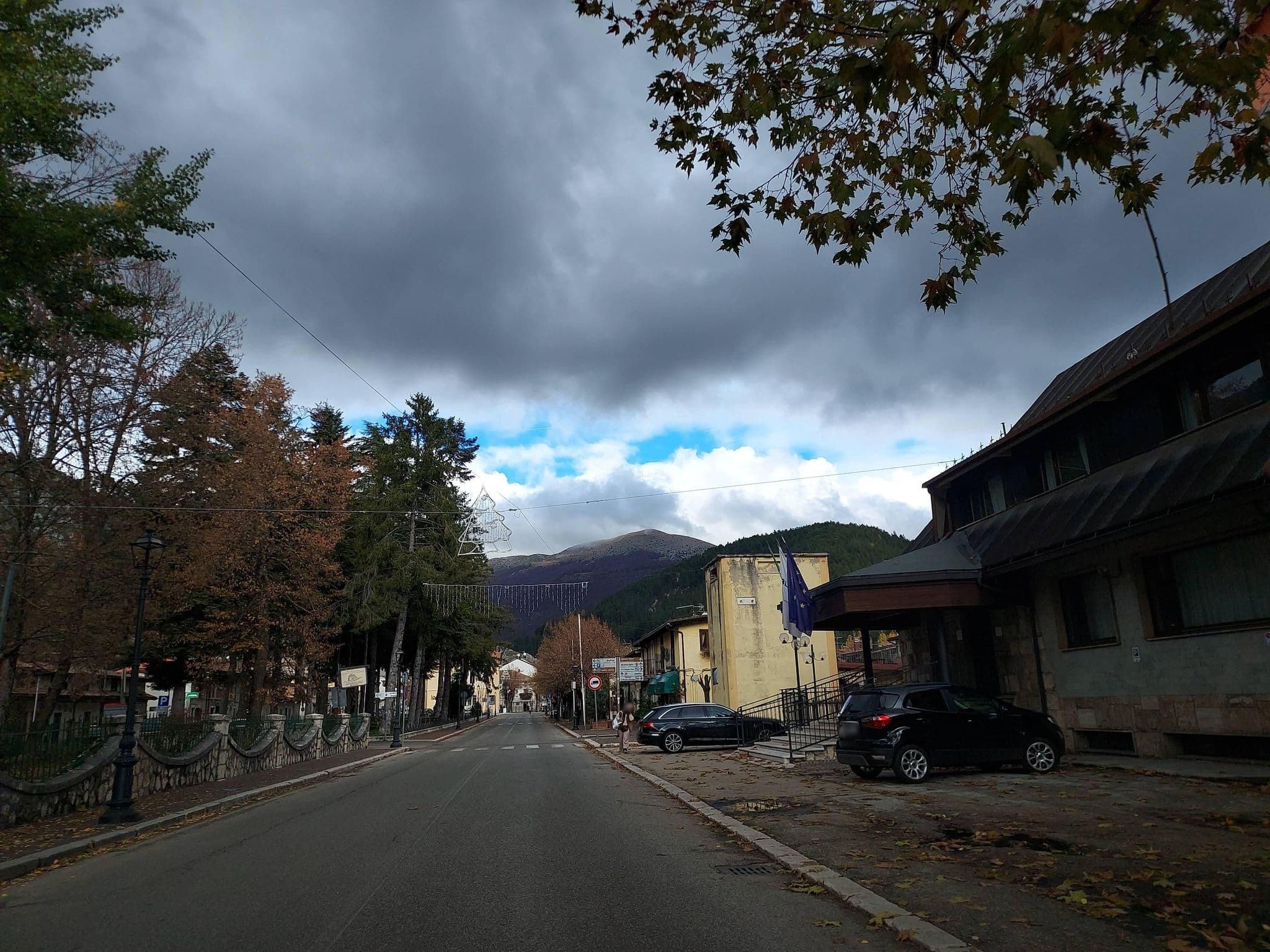 Street view near Grand Hotel del Parco, Pescasseroli — © odiug (CC BY-SA · Mapillary)