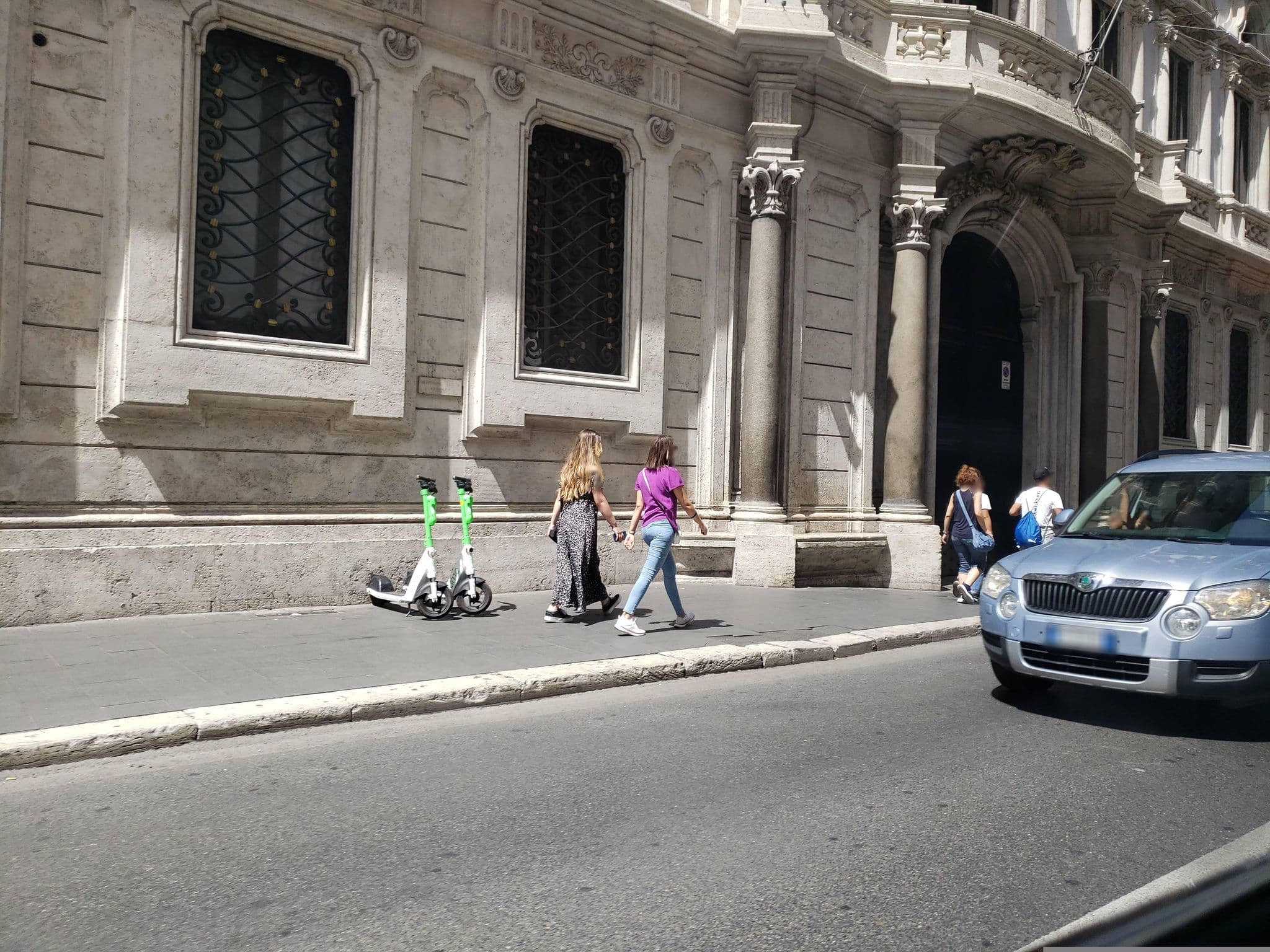 Street view near Hotel Trecento, Pigna — © mapfool (CC BY-SA · Mapillary)