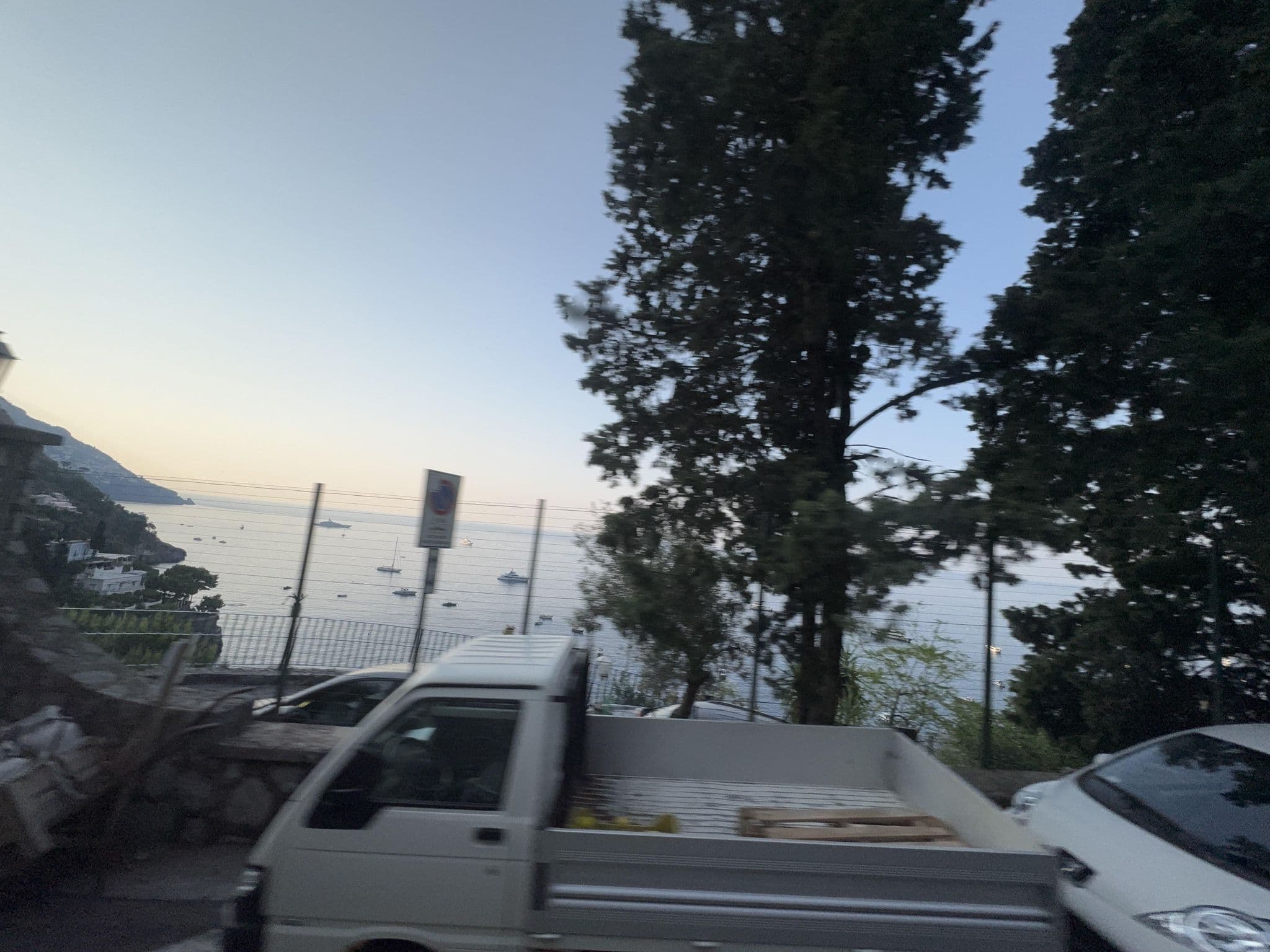 Street view near La Fenice B&B and Villas, Positano — © mapconcierge (CC BY-SA · Mapillary)