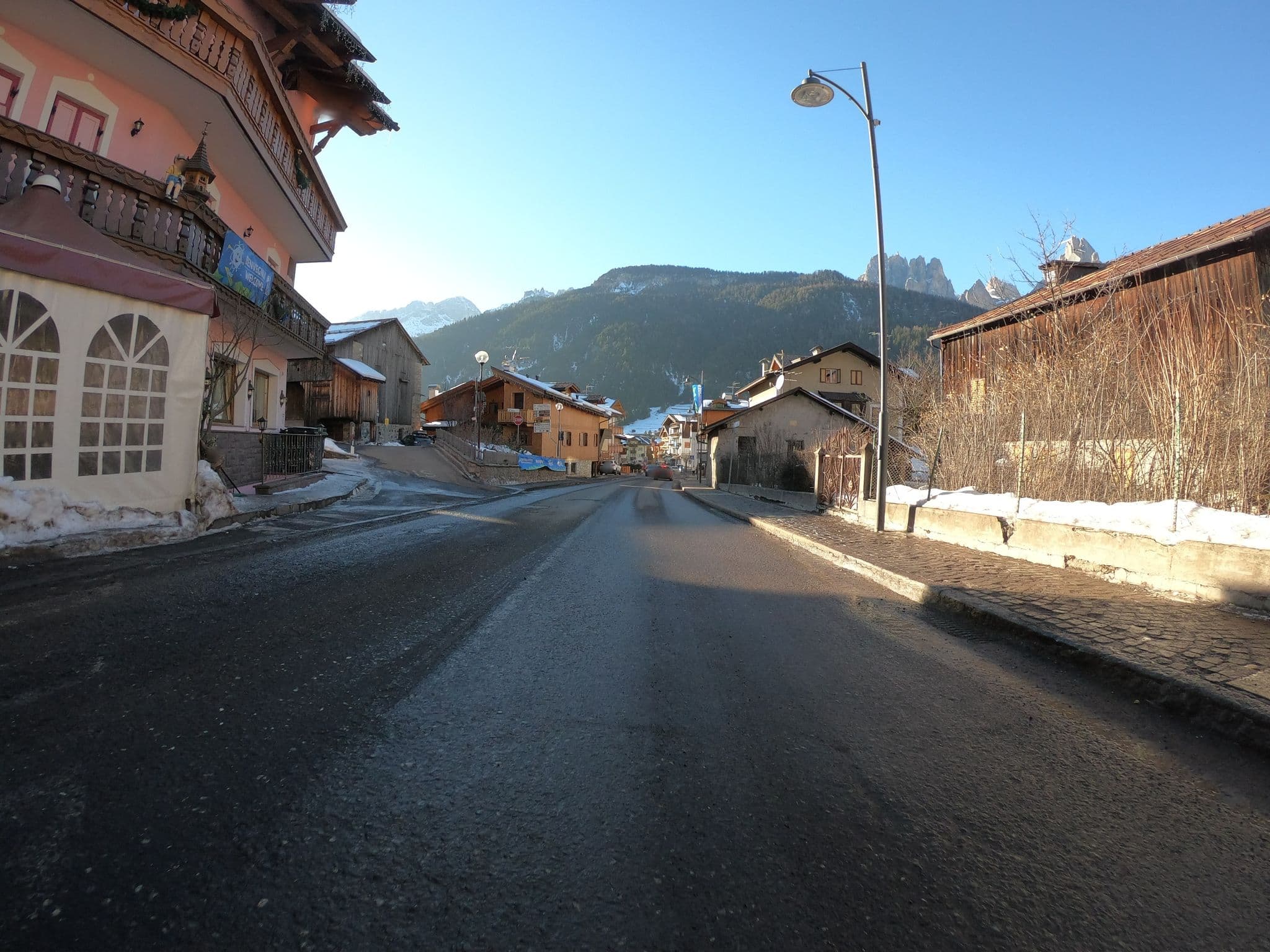Street view near Albergo Aurora, Pozza di Fassa — © chrisbeddow (CC BY-SA · Mapillary)