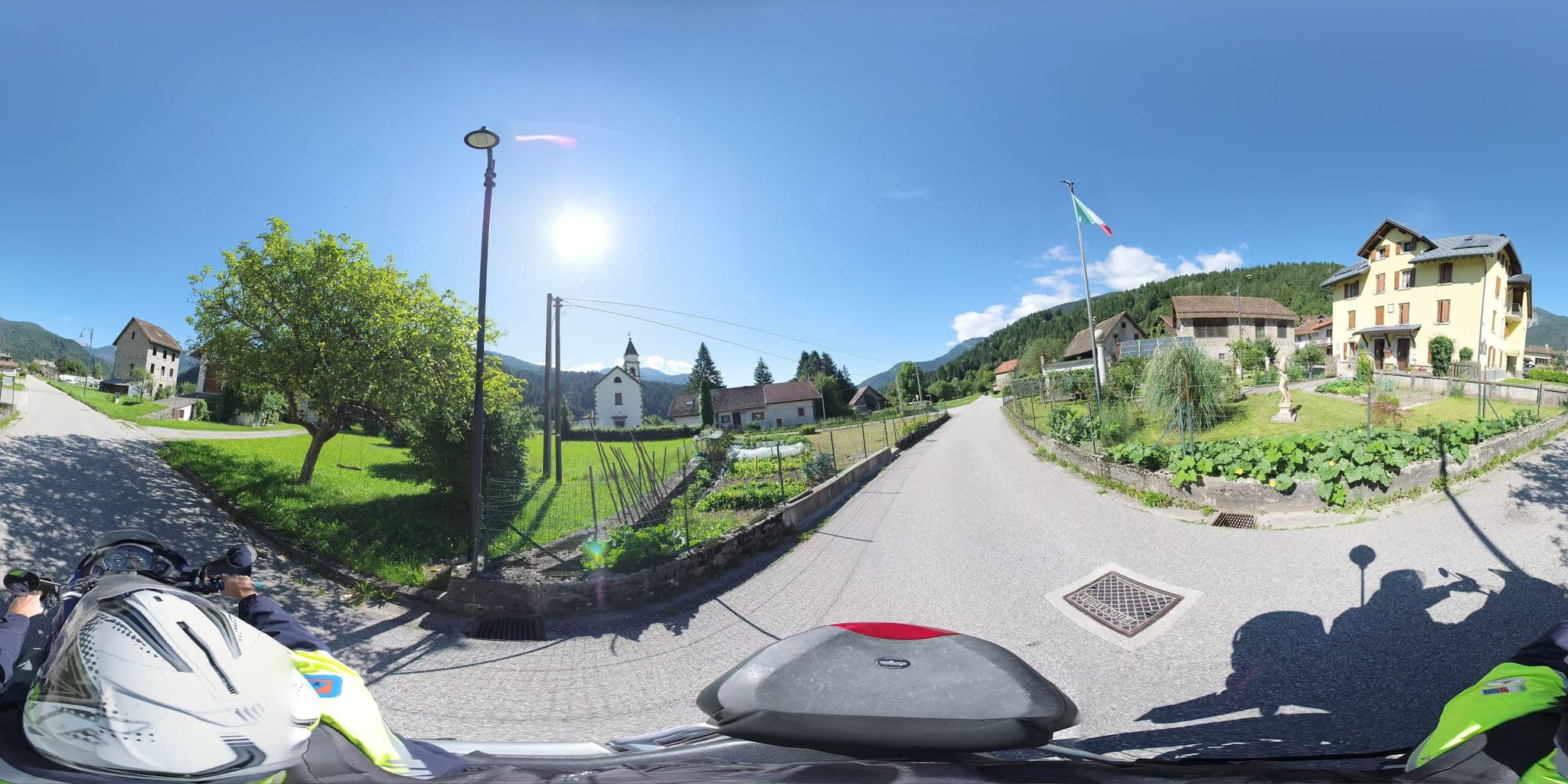 Street view near Albergo Garden, Prato Carnico — © Protezione_Civile_FVG_Rilievi (CC BY-SA · Mapillary)
