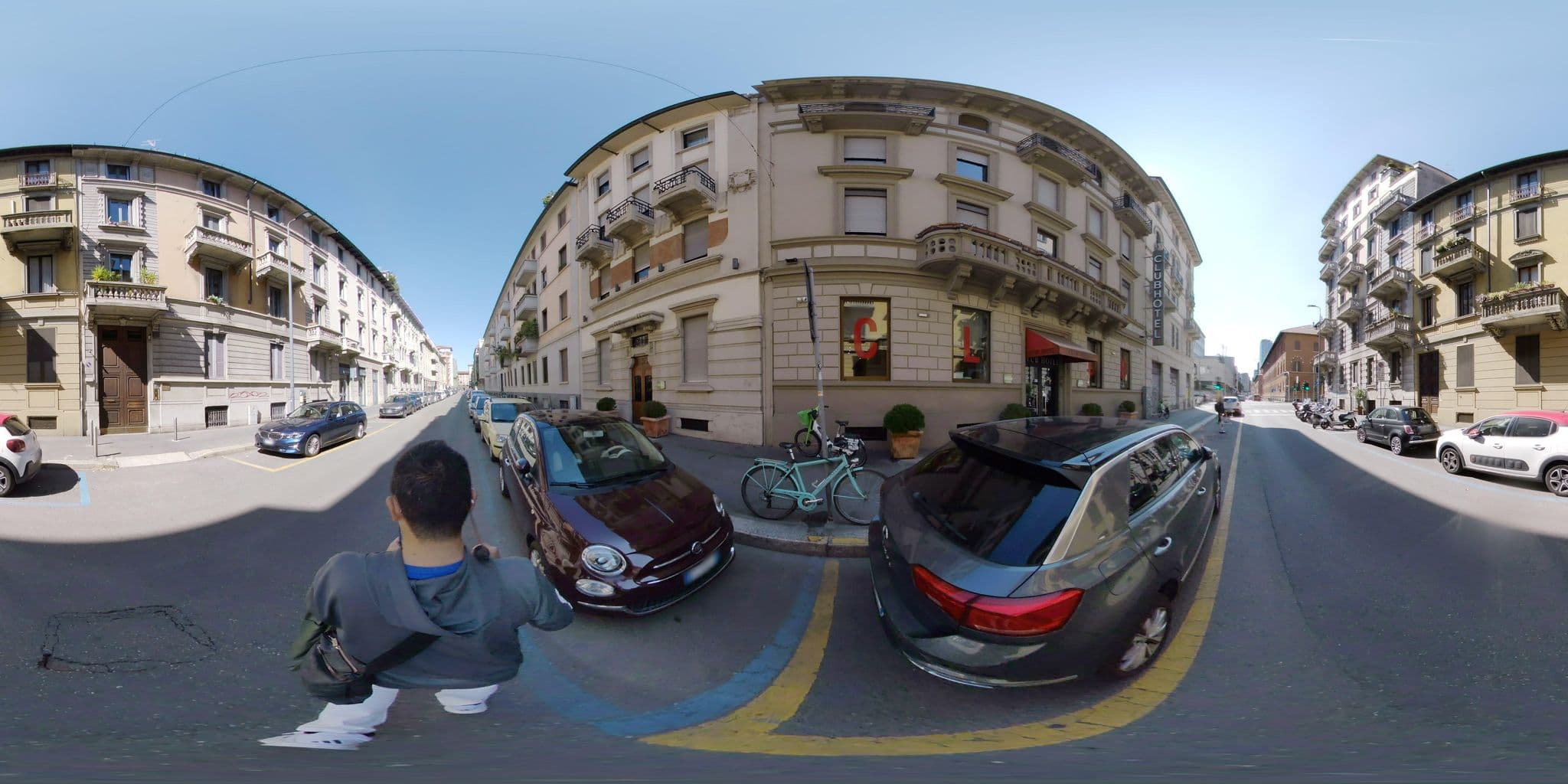 Street view near Club Hotel, Brera