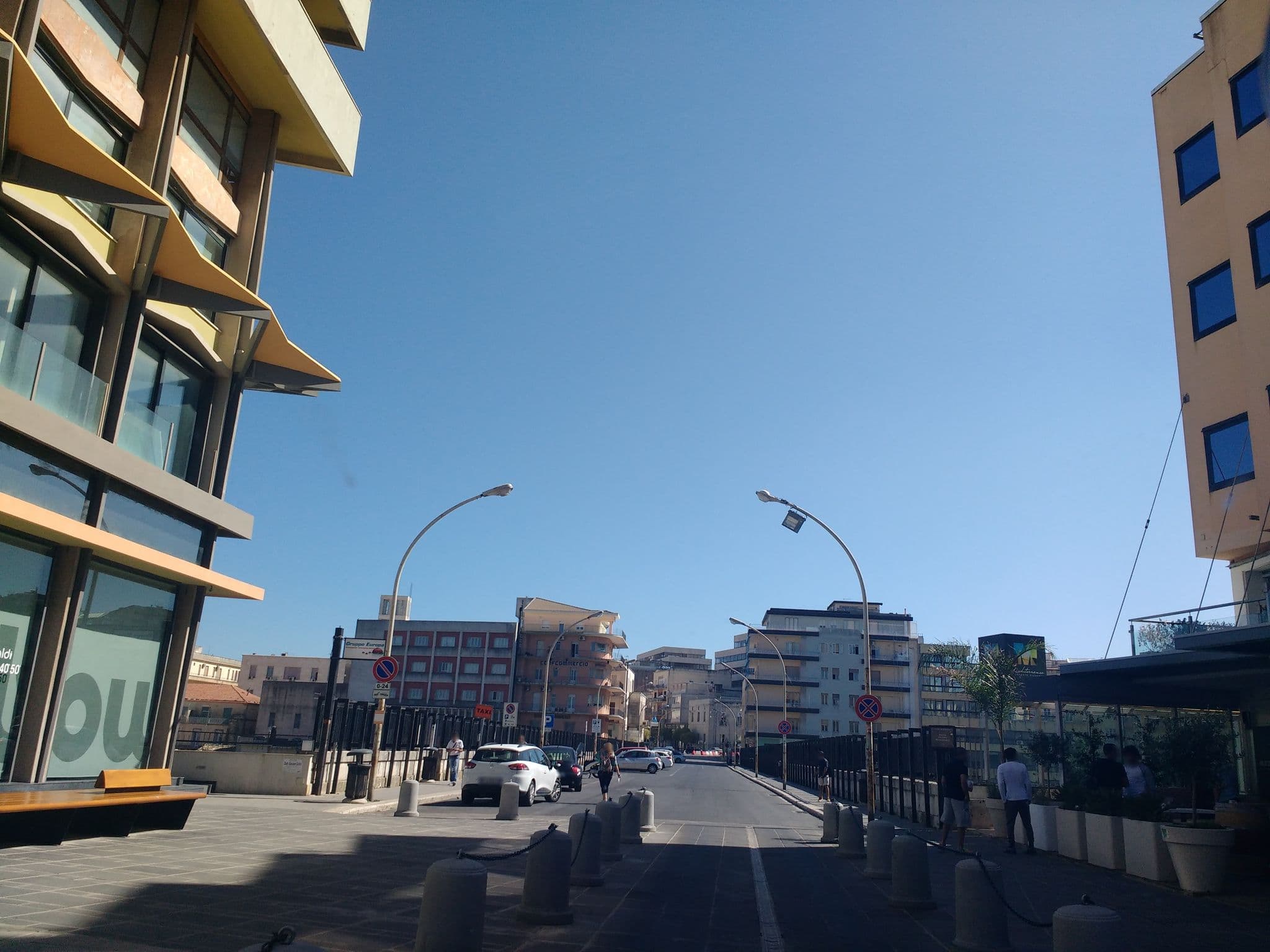 Street view near Hotel Mediterraneo Palace, Ragusa — © thetornado76 (CC BY-SA · Mapillary)