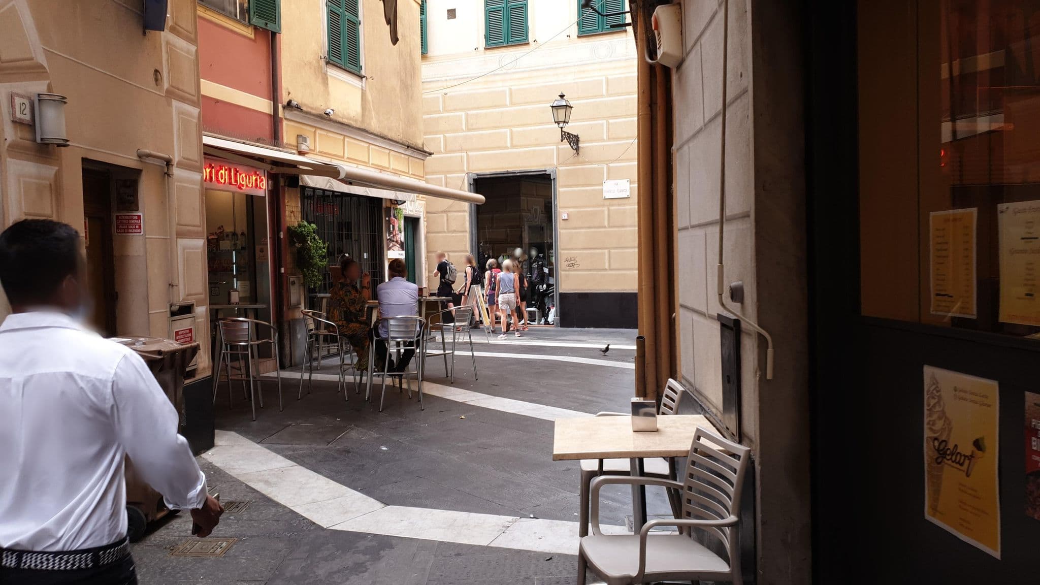 Street view near Hotel Miro', Rapallo — © jopparn (CC BY-SA · Mapillary)