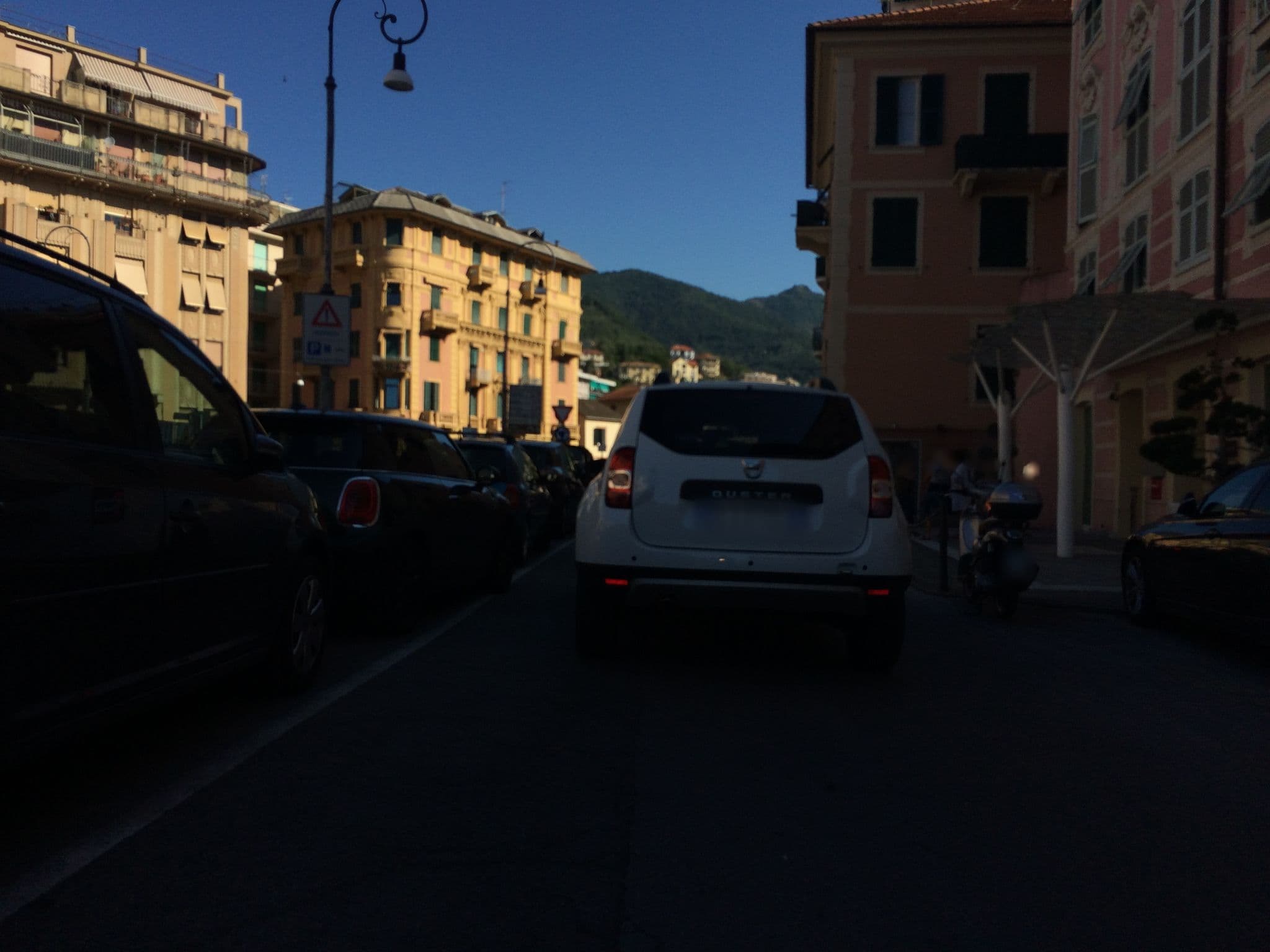 Street view near Albergo La Vela, Rapallo — © cxc (CC BY-SA · Mapillary)