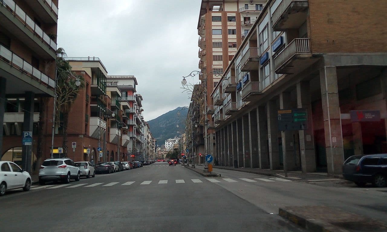 Street view near Mareluna Penthouse - Luxury Suites, Salerno — © giosa94 (CC BY-SA · Mapillary)