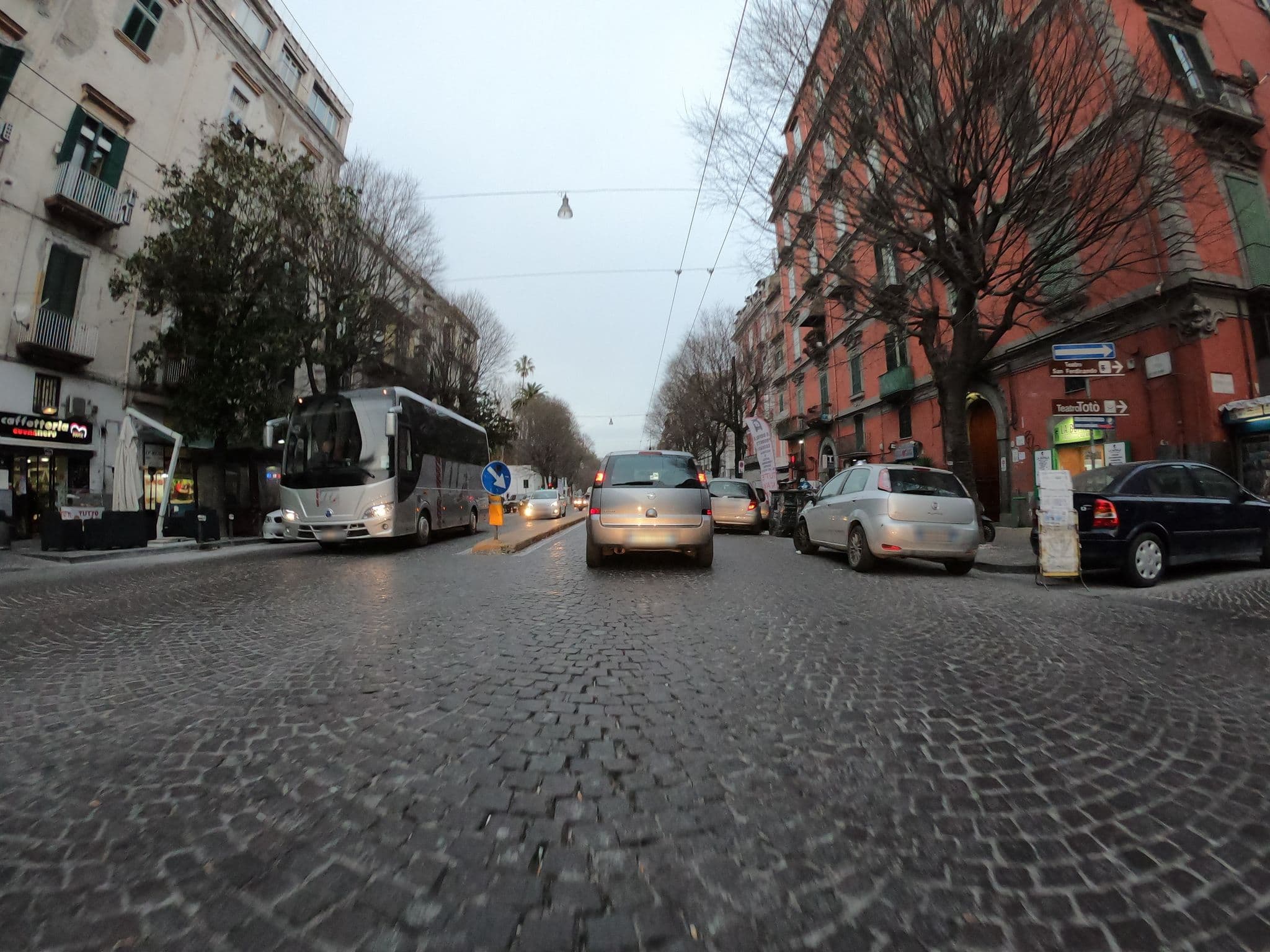 Street view near Relais Antica Napoli, San Lorenzo — © richlv (CC BY-SA · Mapillary)