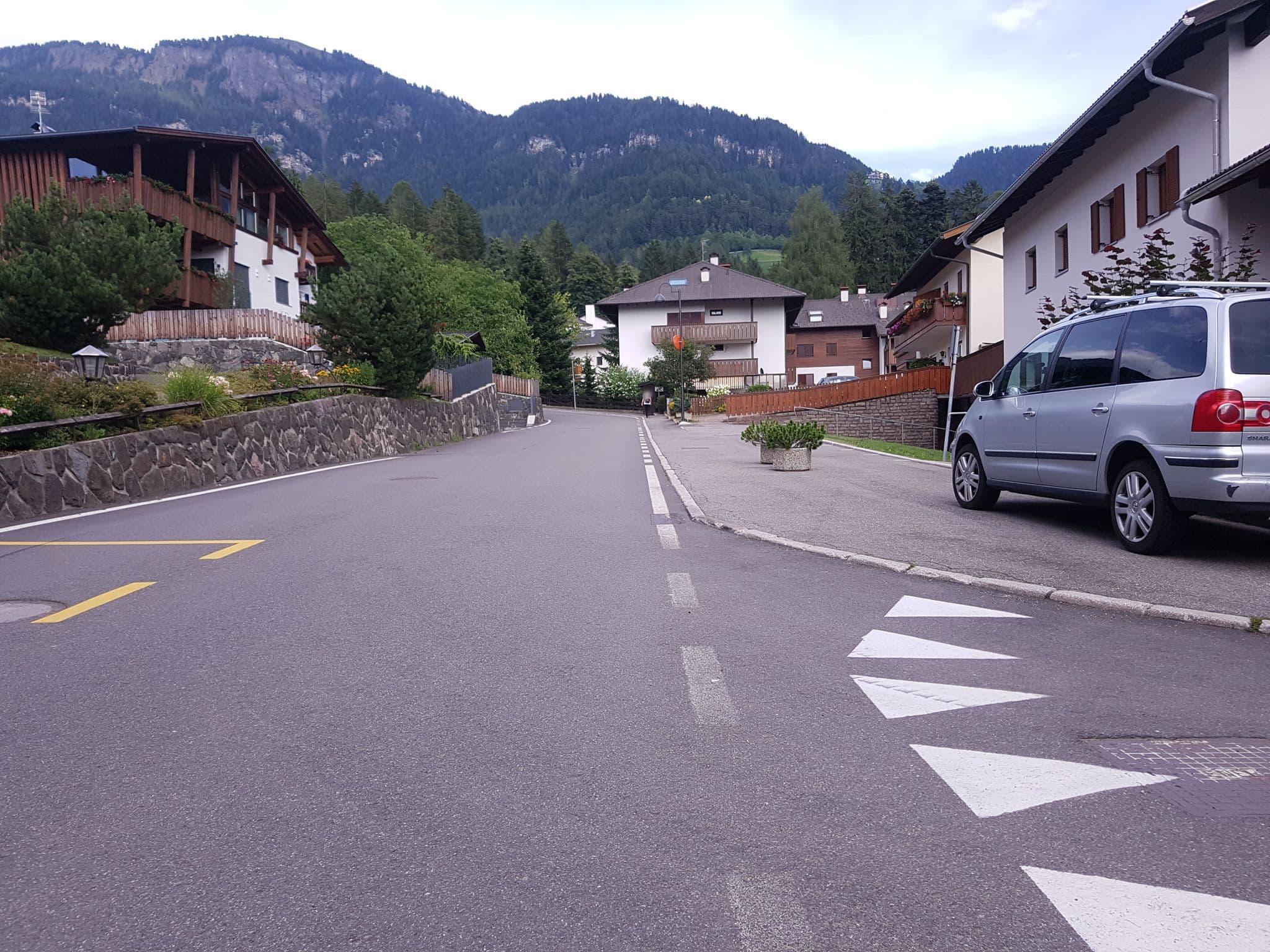 Street view near Floris Green Suites, Siusi — © houtari (CC BY-SA · Mapillary)