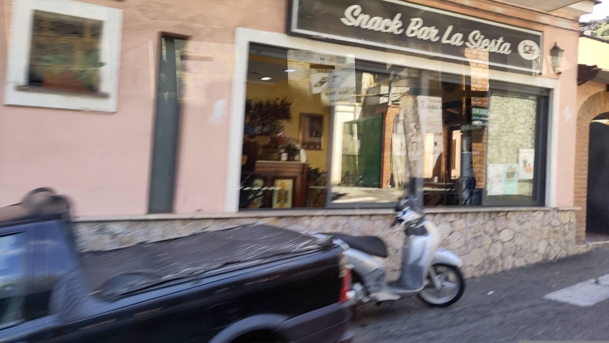 Street view near B&b Iris, Taormina
