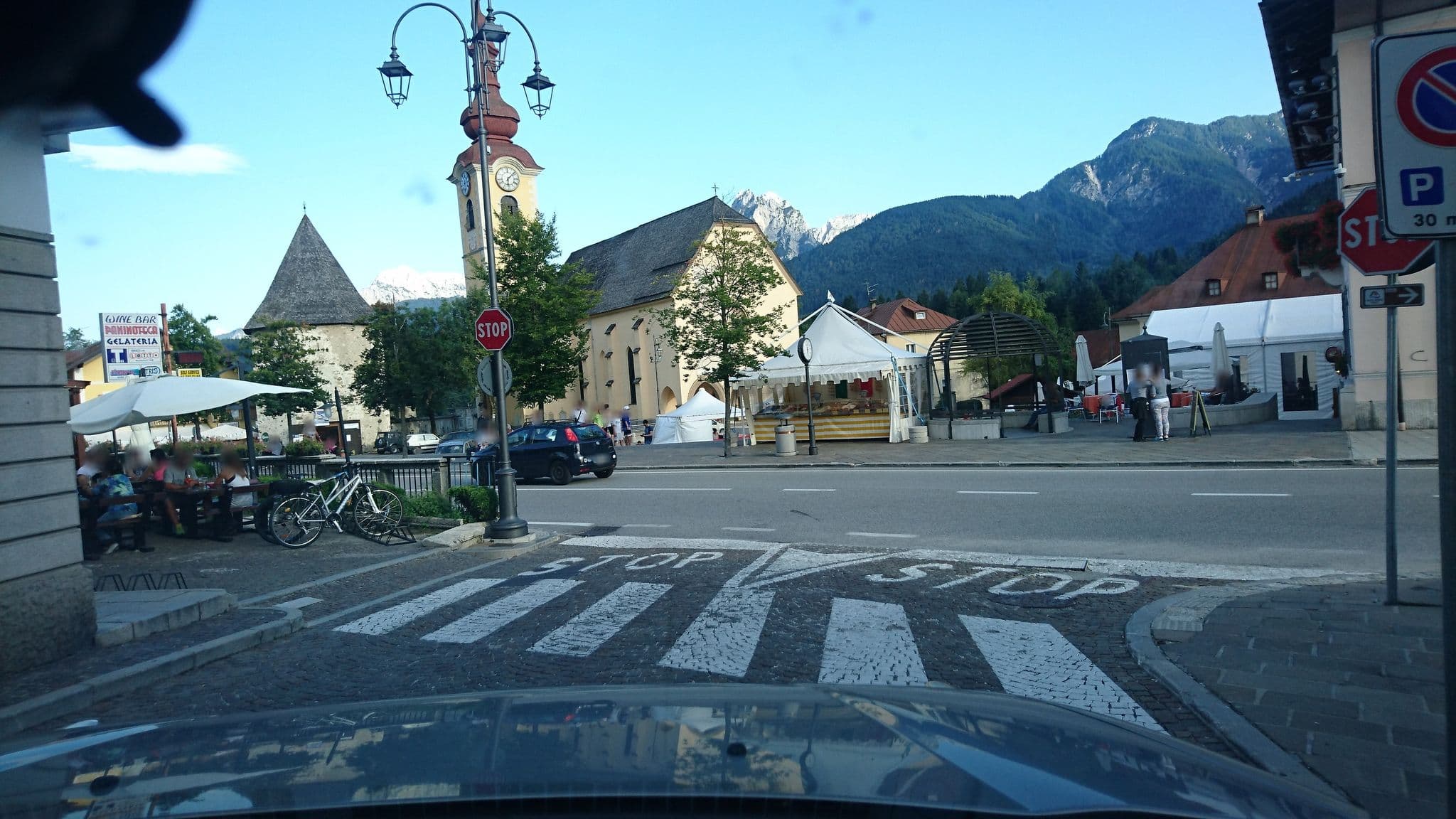 Street view near Raibl - Hotel, Ristorante, Pizzeria, Tarvisio — © voschix (CC BY-SA · Mapillary)