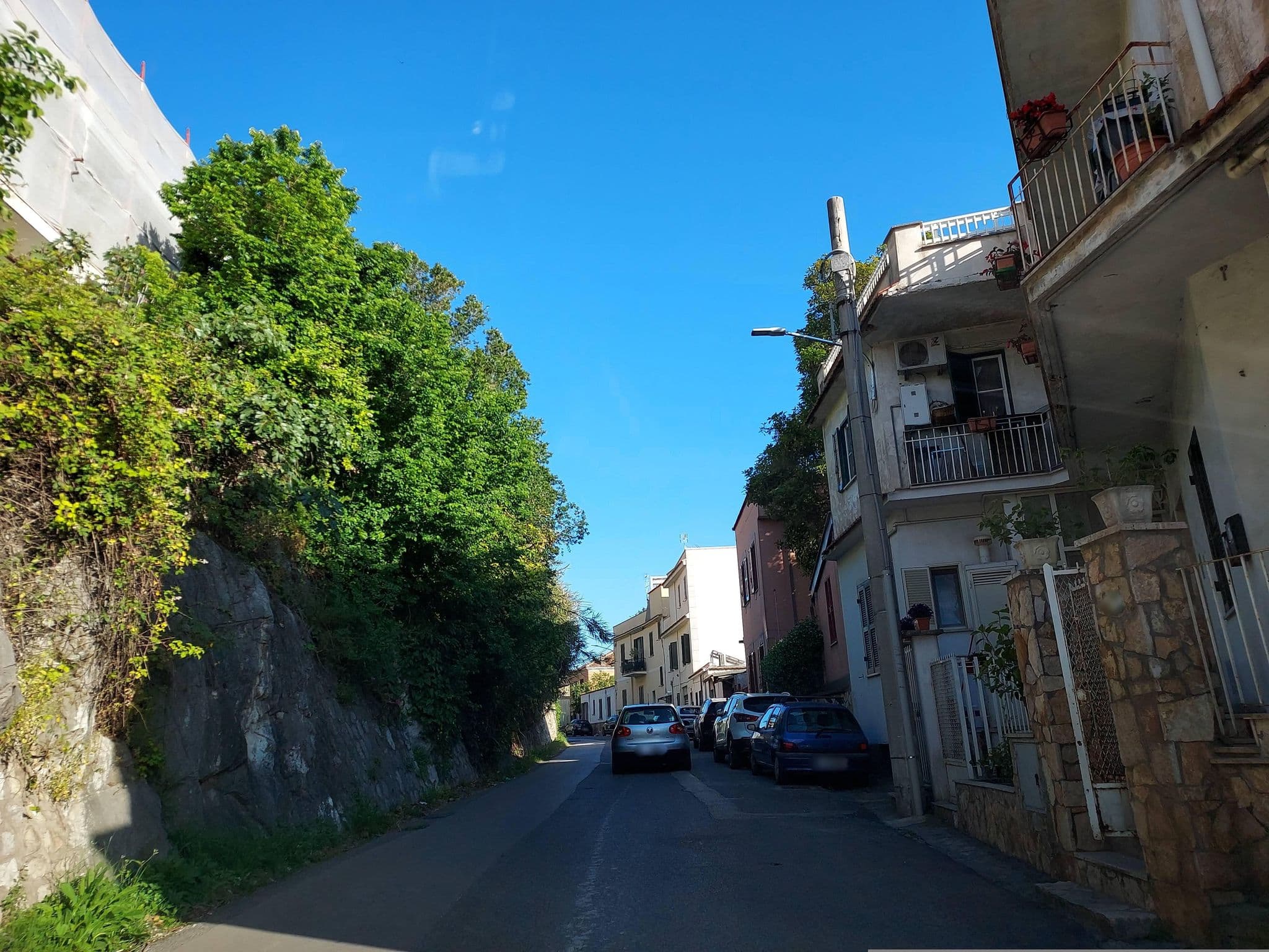 Street view near Hotel Hegelberger, Terracina — © odiug (CC BY-SA · Mapillary)