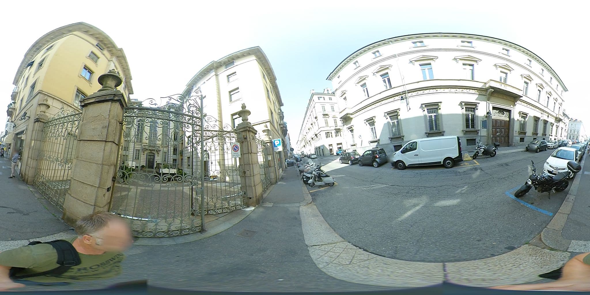 Street view near Bogino 18 Apartment, Circoiscrizione I — © klimakas (CC BY-SA · Mapillary)