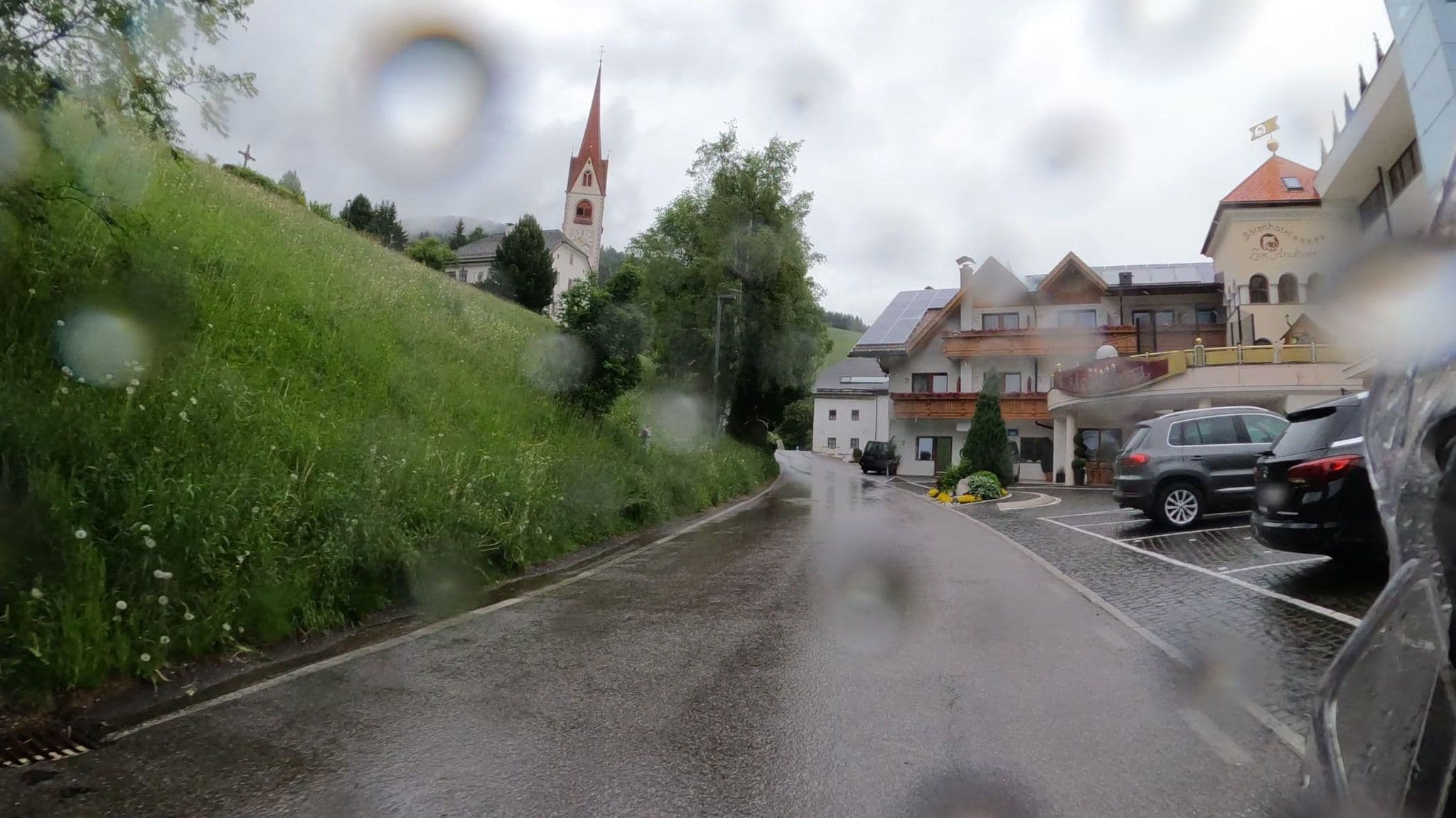 Street view near Wellness & Panorama - Bärenhotel Kronplatz, Valdaora di Mezzo — © crami (CC BY-SA · Mapillary)