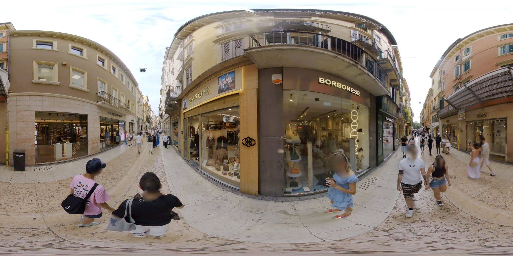 Street view near Hotel Milano & SPA, Verona