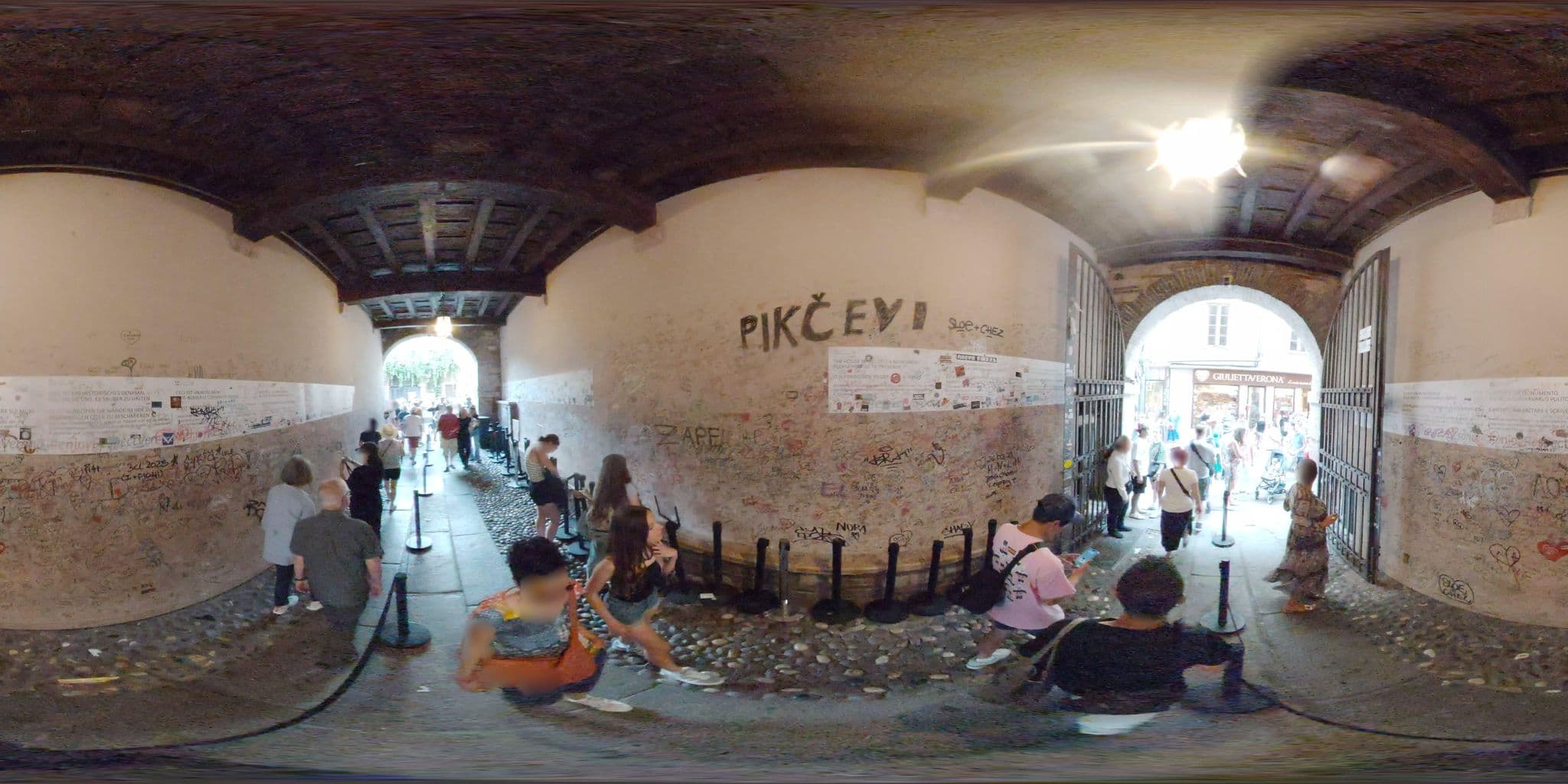 Street view near La Corte di Giulietta Exclusive Suites, Verona