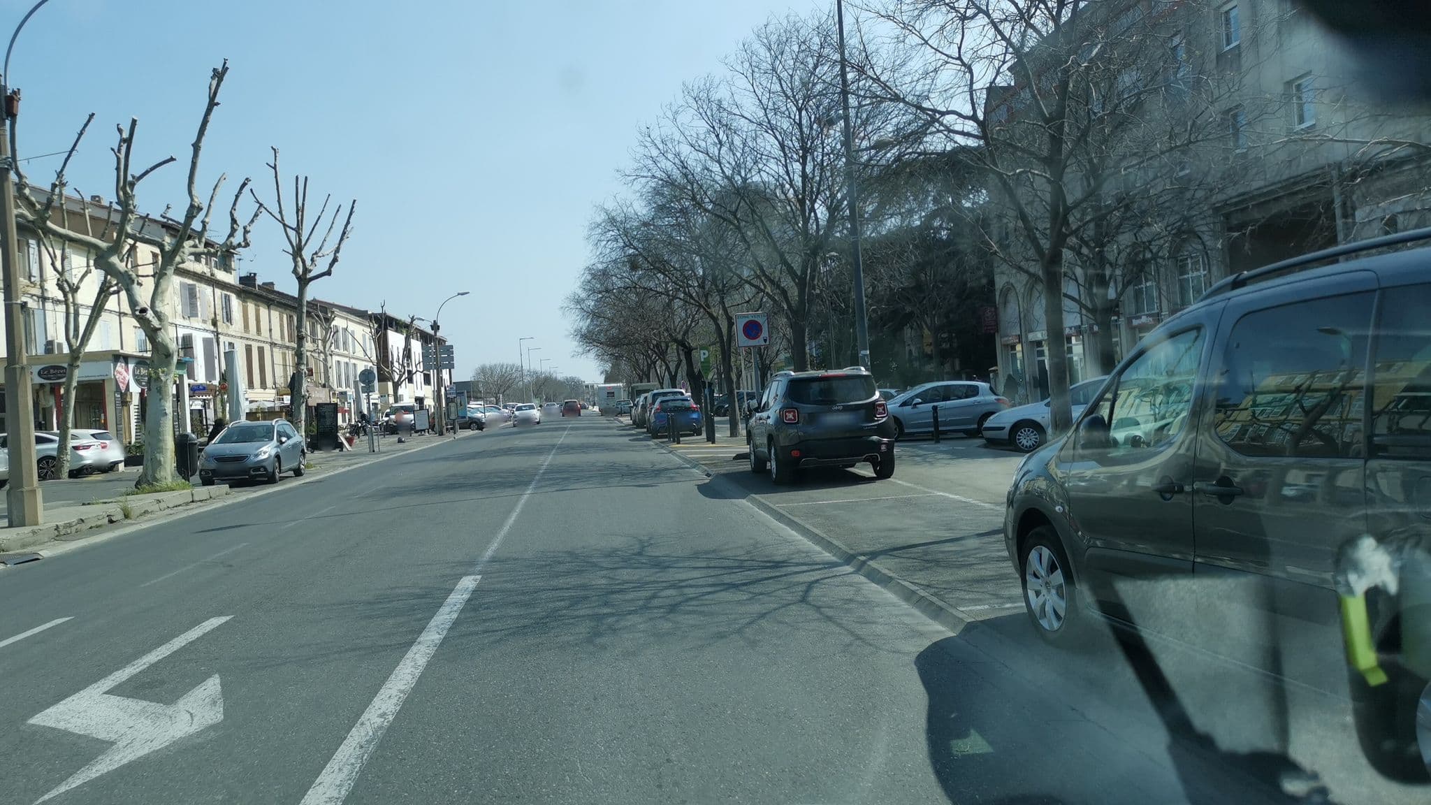 Street view near Hotel de l'Anglais, GuestHouse, Arles — © nocarto (CC BY-SA · Mapillary)