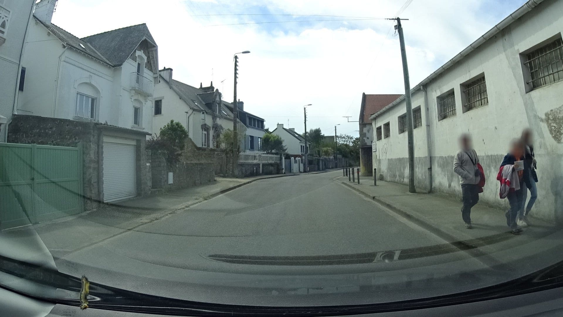 Street view near Appart Hôtel & Spa La Villa du Port Vannes, Vannes — © ljbouere (CC BY-SA · Mapillary)