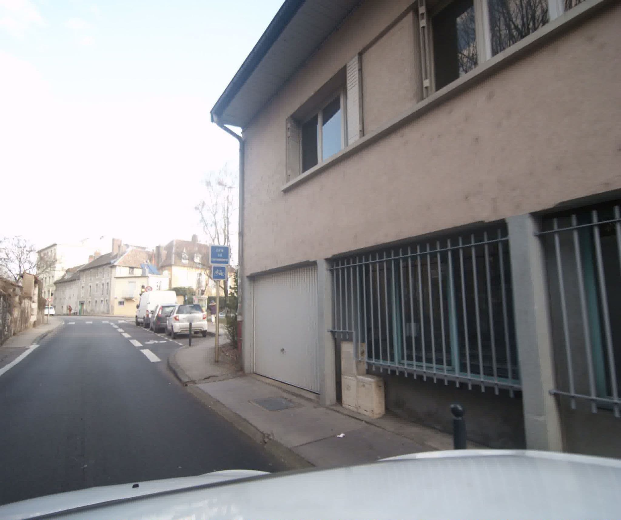 Street view near L'Adresse à BESANCON, Besançon — © sogefi (CC BY-SA · Mapillary)