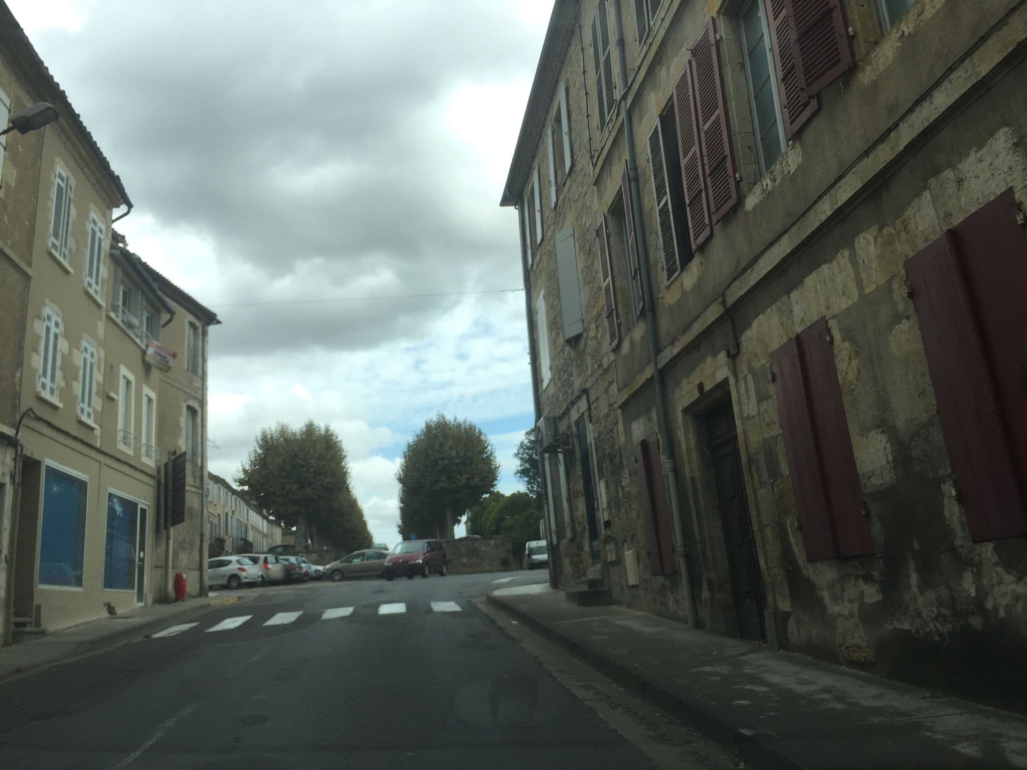 Street view near Champagne House Condom, Condom — © pgiraud (CC BY-SA · Mapillary)
