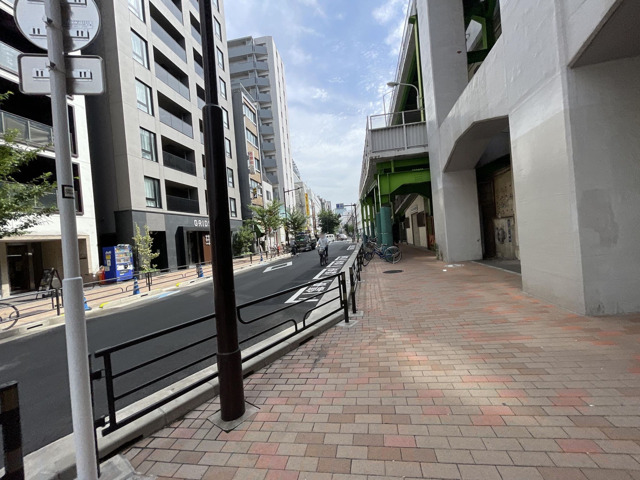 Street view near GRIDS HOTEL+HOSTEL TOKYO UENO, Taito — © musashino5 (CC BY-SA · Mapillary)