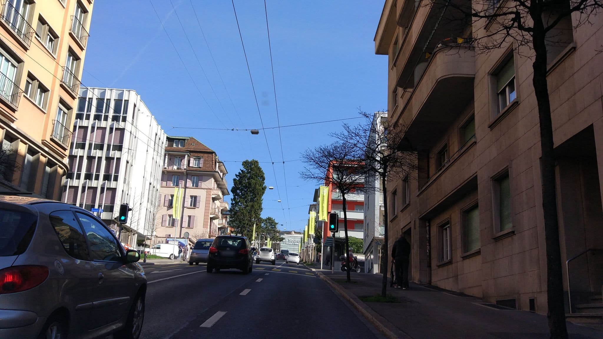 Street view near Ibis Lausanne Centre, Lausanne — © antenore (CC BY-SA · Mapillary)