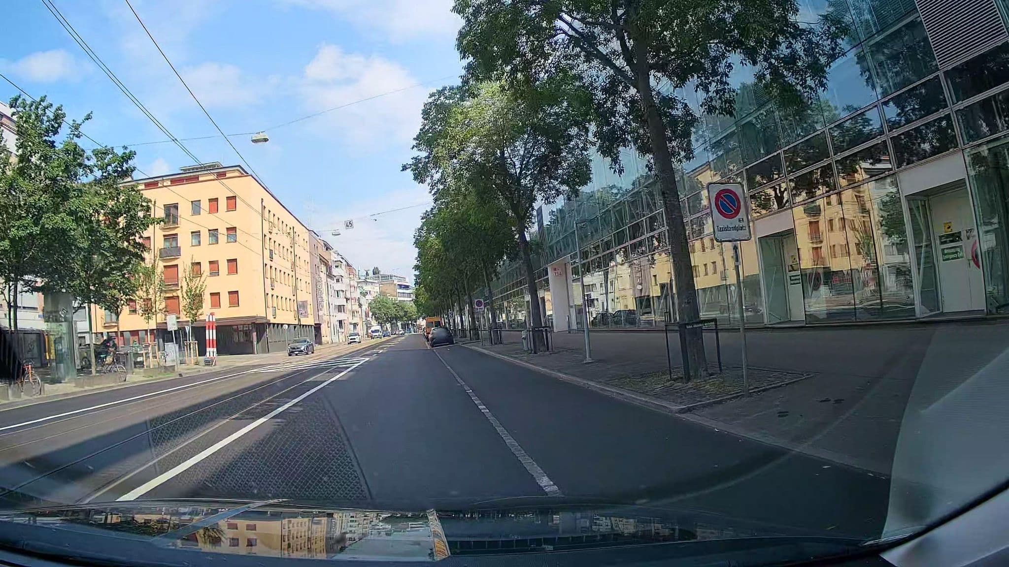 Street view near Alexander, Basel — © StefanS79 (CC BY-SA · Mapillary)