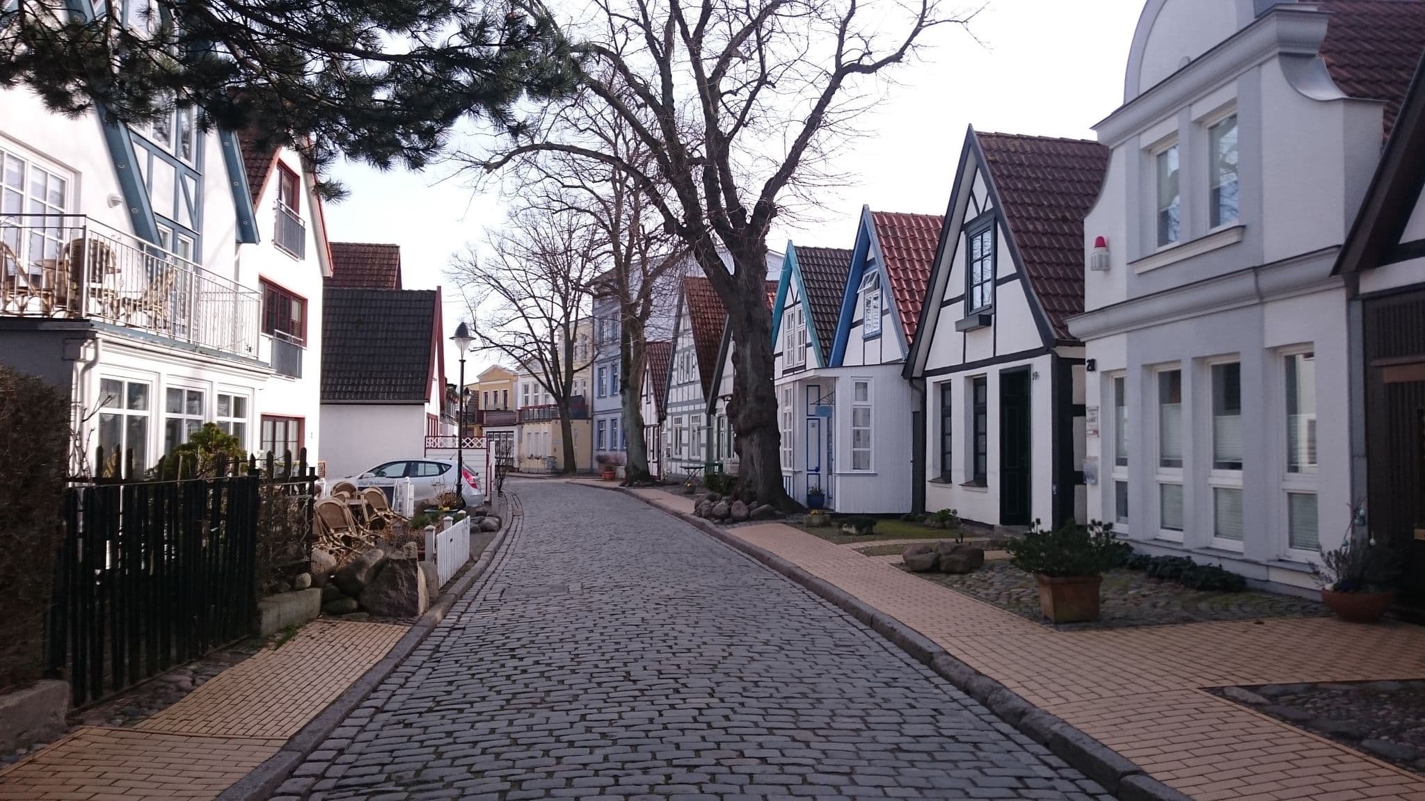 Street view near Ostsee Arthotel, Warnemünde — © thx (CC BY-SA · Mapillary)