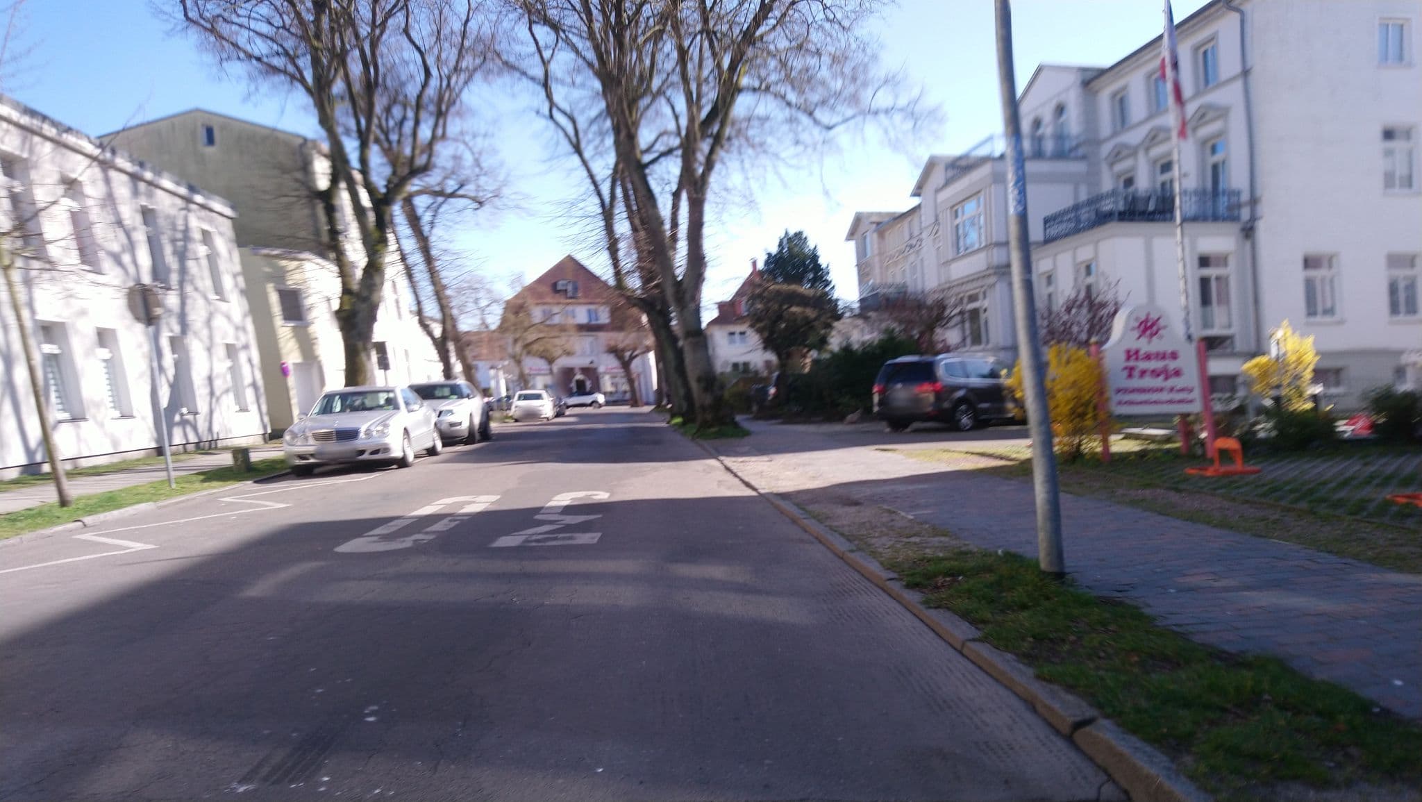 Street view near Pension Katy / Haus Troja, Warnemünde — © 8of9 (CC BY-SA · Mapillary)