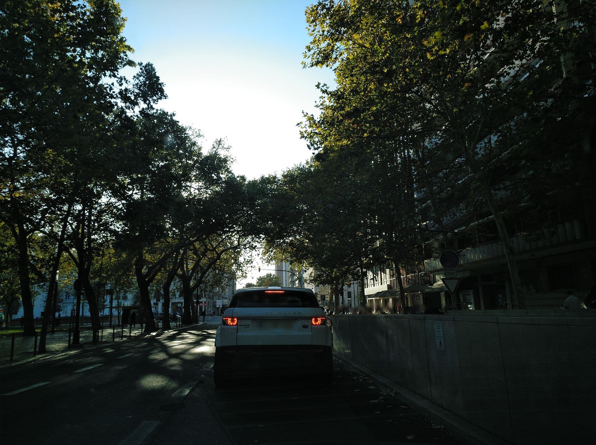 Street view near Residence Inn by Marriott Lisbon, Campo Pequeno — © filohipo (CC BY-SA · Mapillary)