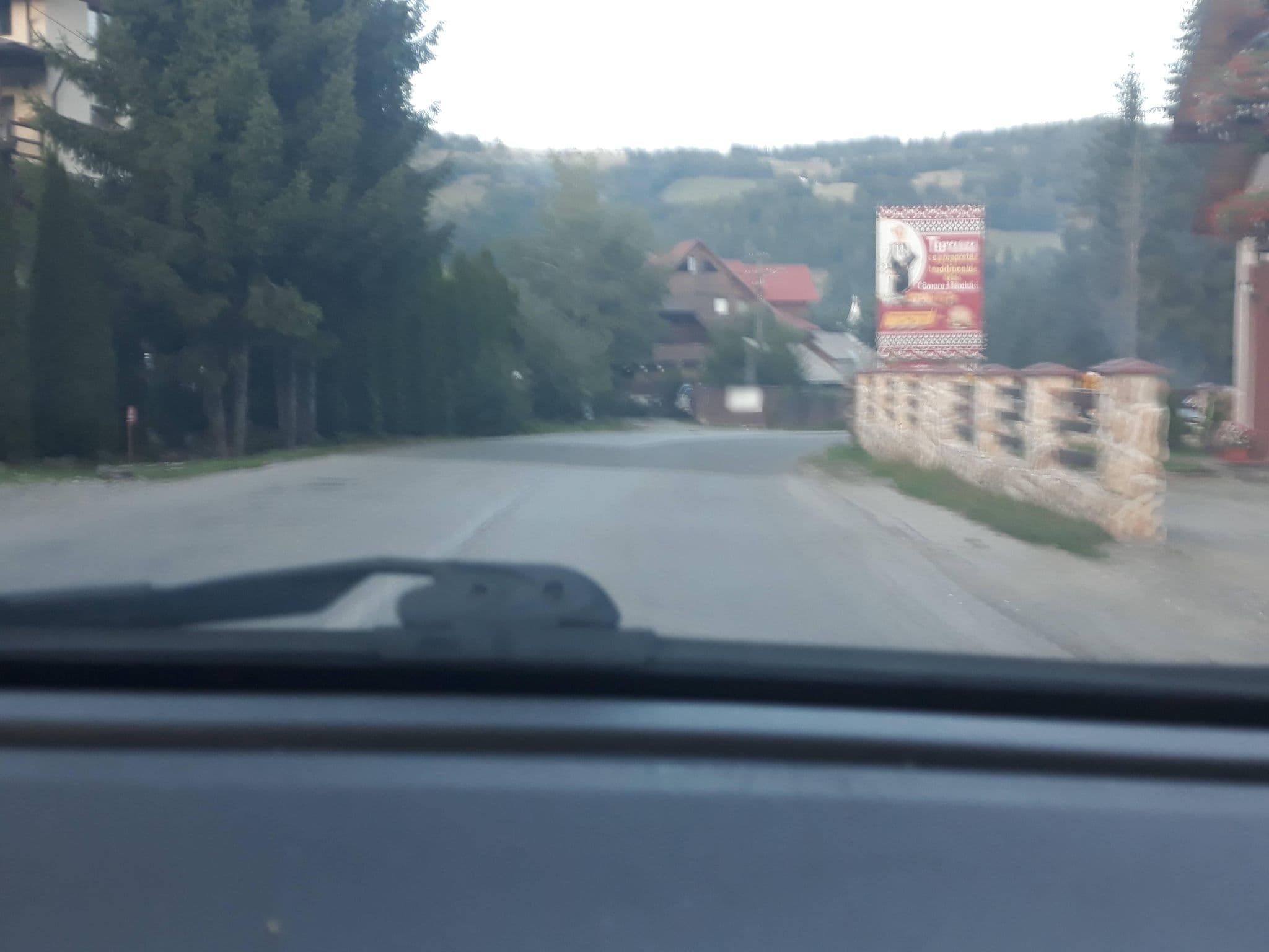 Street view near Complex Turistic Vank, Arieşeni — © murmidon (CC BY-SA · Mapillary)