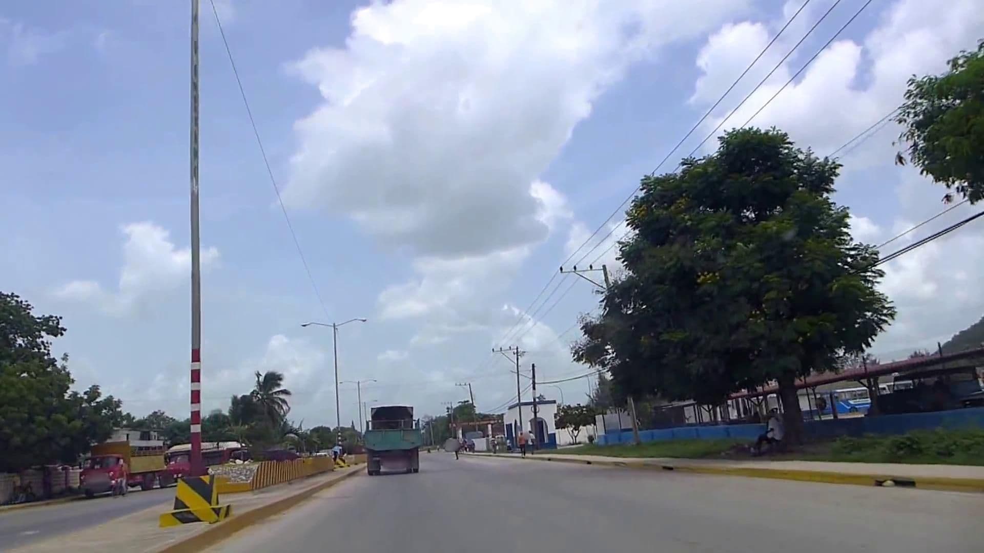 Street view near Villa Lori, Holguín — © cut (CC BY-SA · Mapillary)