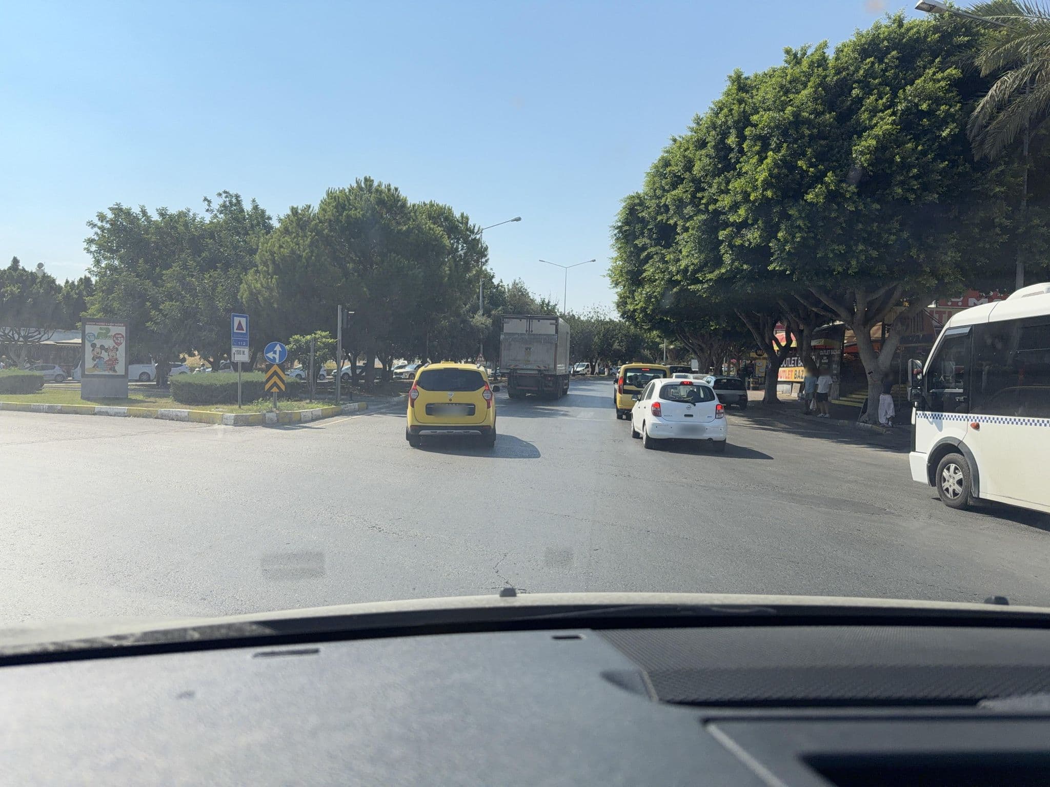 Street view near Sunrise Resort Hotel, Side — © wasd42 (CC BY-SA · Mapillary)