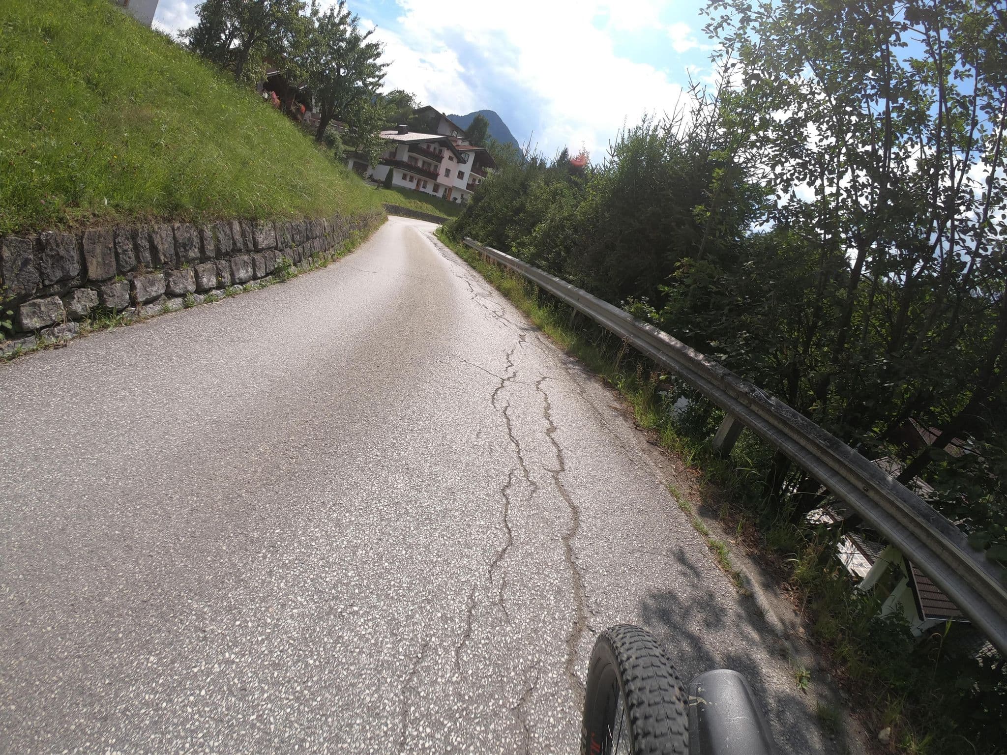 Street view near Dorfwirt, Reith im Alpbachtal — © vinisa (CC BY-SA · Mapillary)
