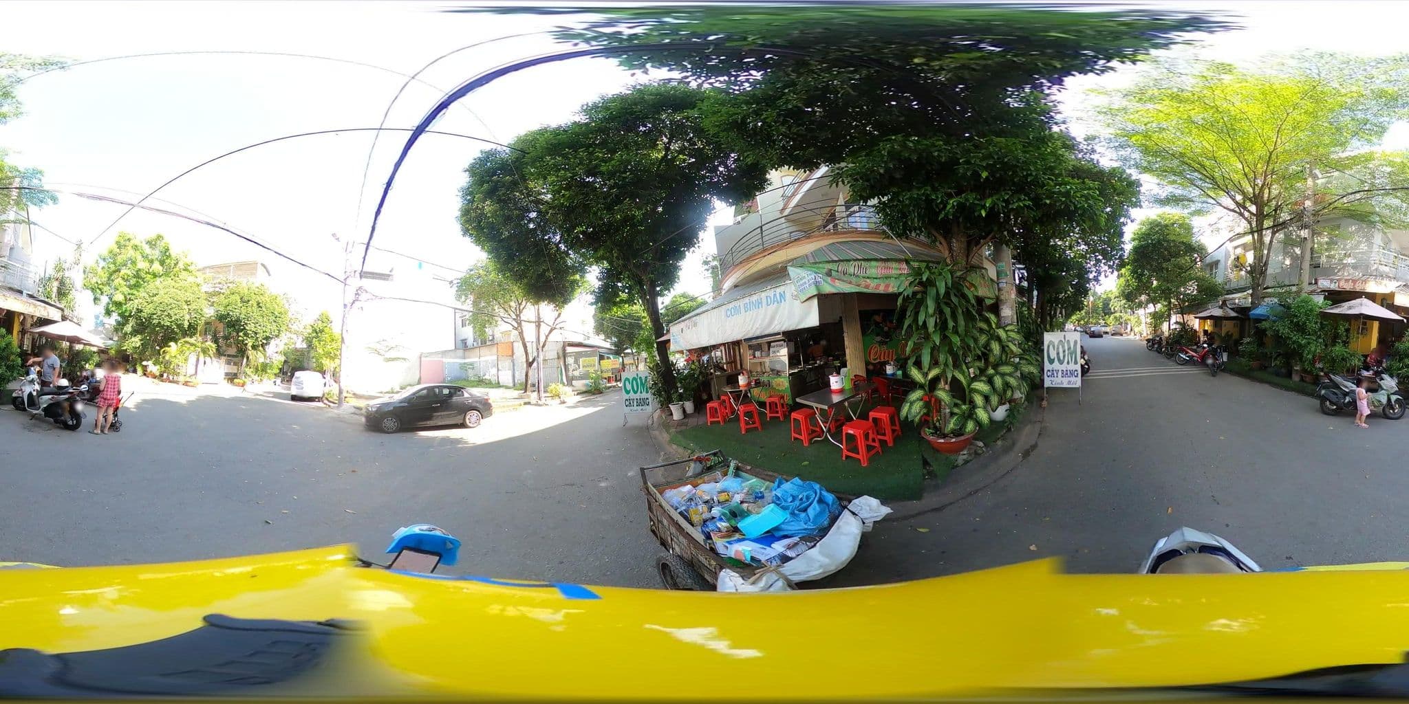 Street view near Hoa Thinh Hotel, Ho Chi Minh City — © bemaps3_sg (CC BY-SA · Mapillary)