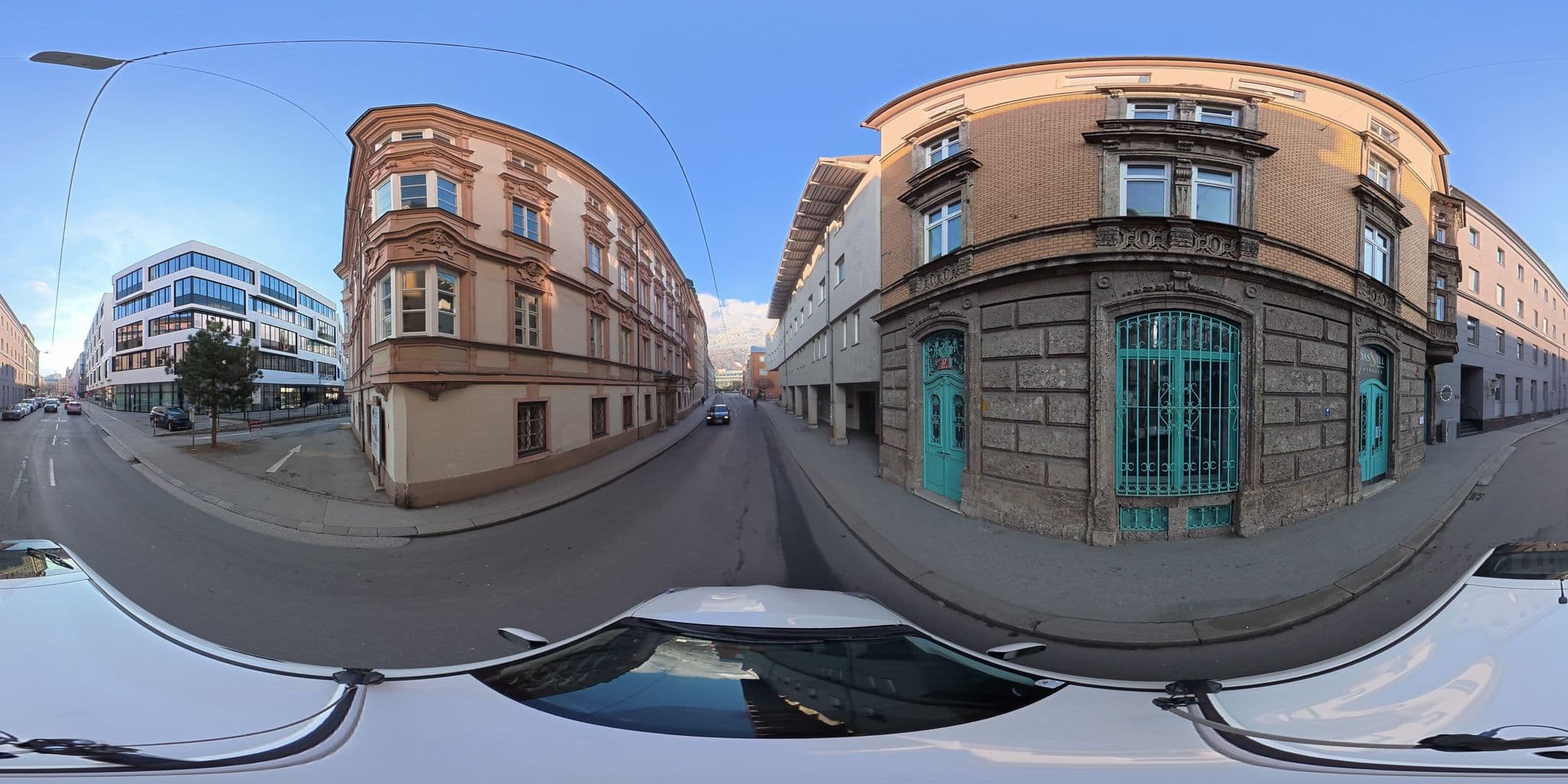 Street view near Das Sill by Inncomer, Innsbruck — © osmplus_org (CC BY-SA · Mapillary)