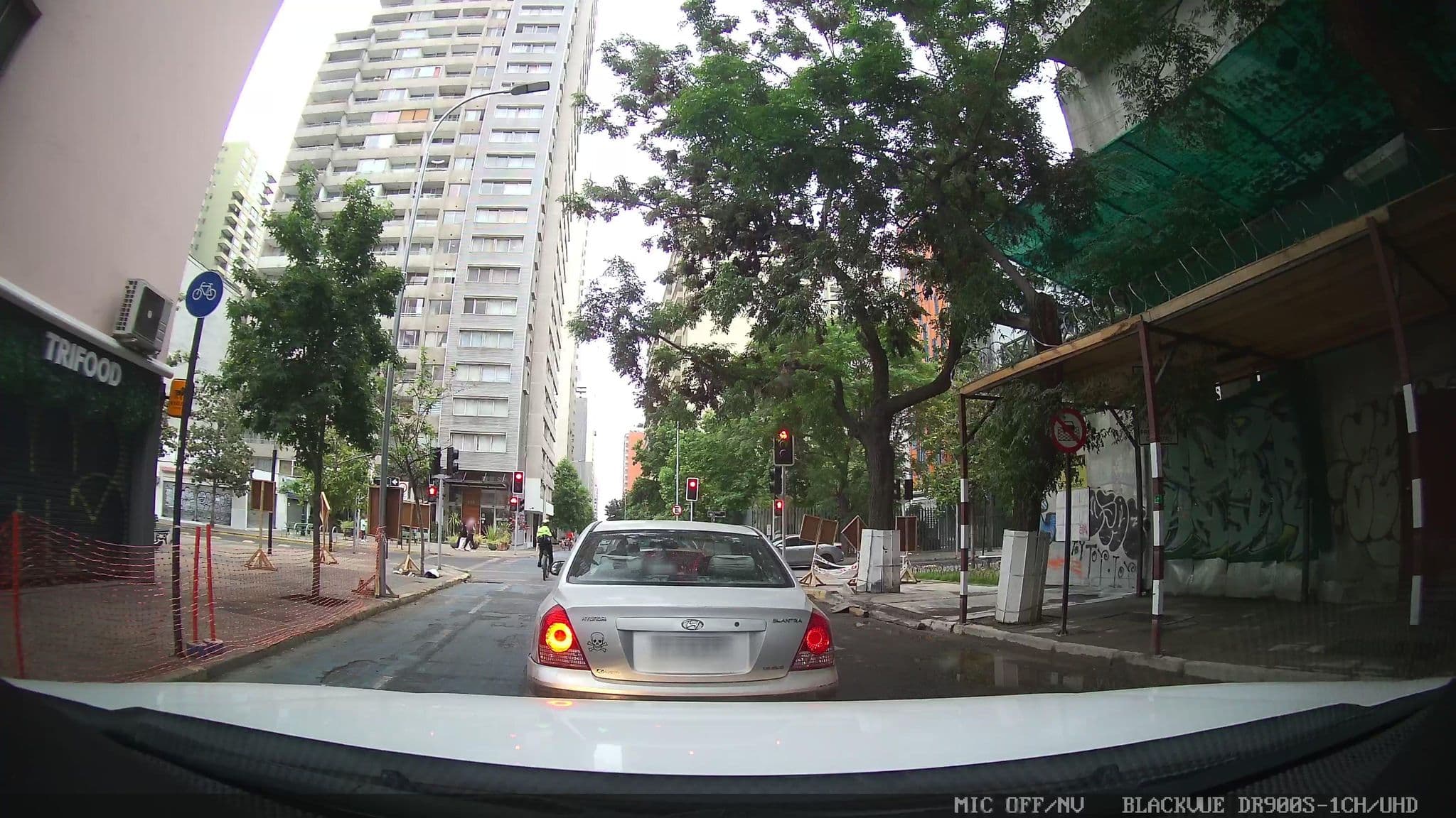 Street view near Hotel Olicar, Santiago