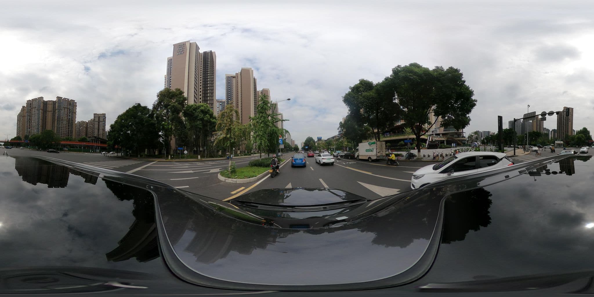 Street view near 成都南华鹭洲主题酒店, Chengdu — © adirricor (CC BY-SA · Mapillary)