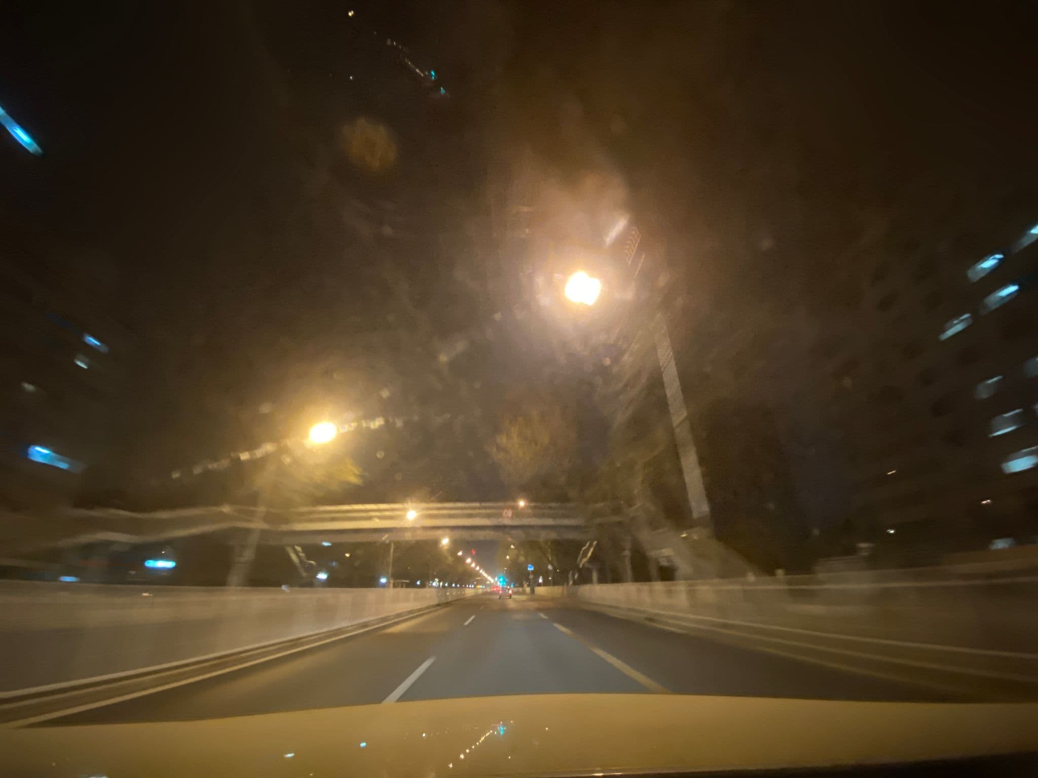 Street view near 莫丽酒店, Beijing — © adirricor (CC BY-SA · Mapillary)