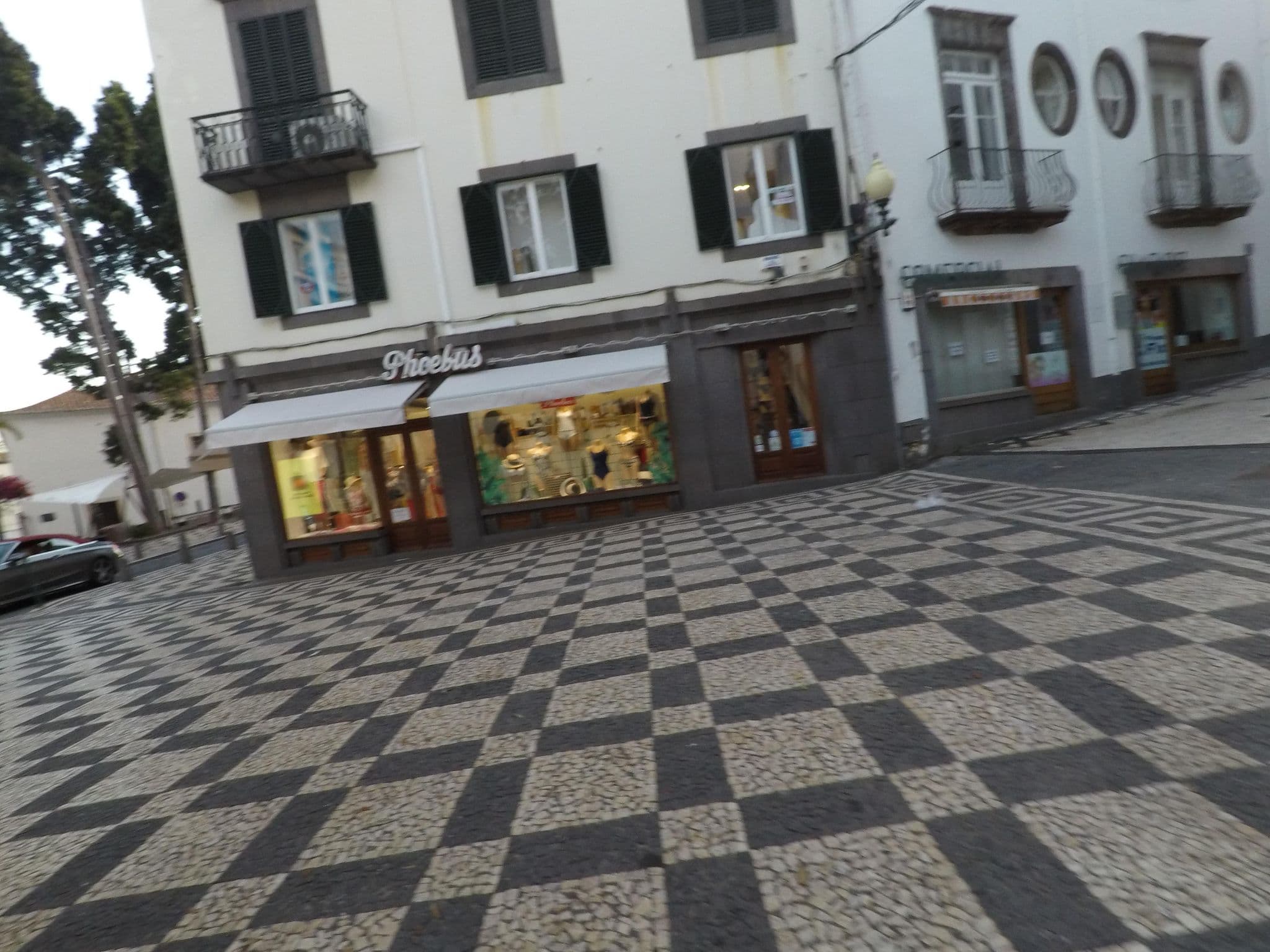 Street view near Esmeralda Holidays Apartments, Santa Luzia — © nunocaldeira (CC BY-SA · Mapillary)