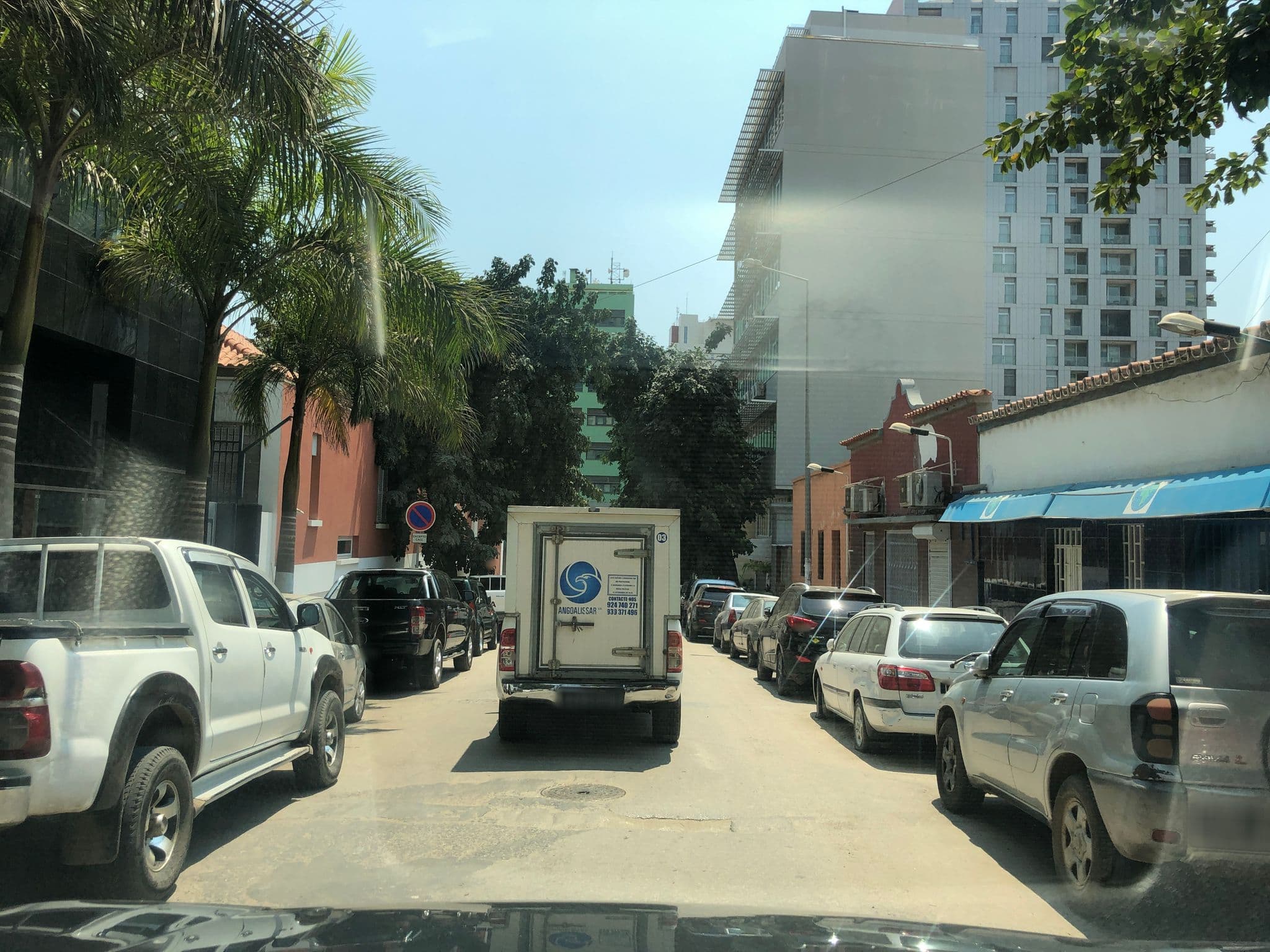 Street view near Hospedaria Mulonde, Ingombota — © via (CC BY-SA · Mapillary)