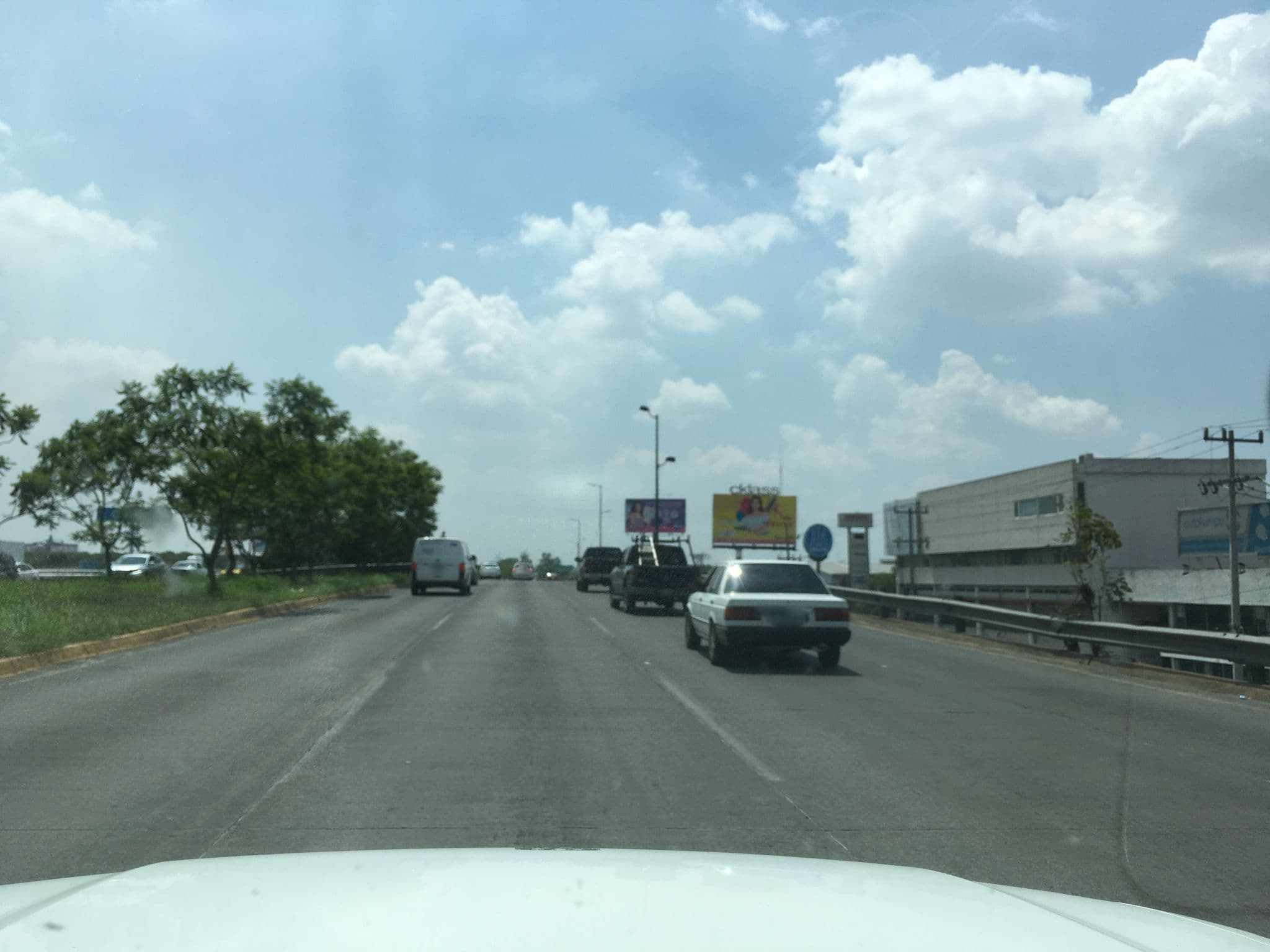 Street view near Bugambi, Tlaquepaque — © nicovargas (CC BY-SA · Mapillary)