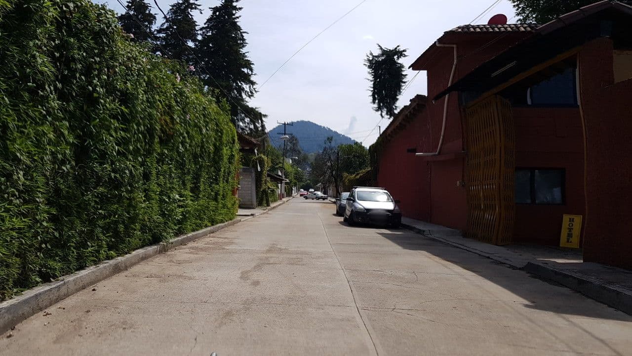 Street view near Hotel Valle Dorado, Valle de Bravo — © mdelatorre (CC BY-SA · Mapillary)