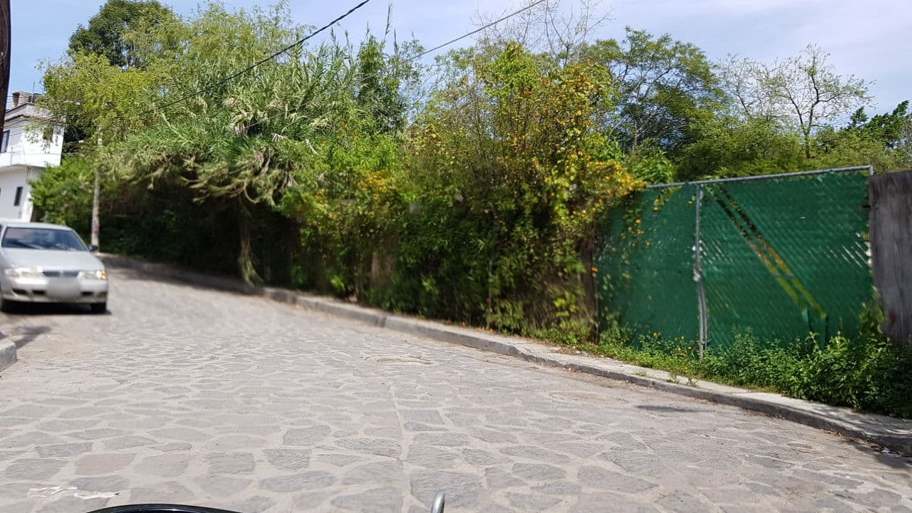Street view near Glamping Valle, Valle de Bravo — © mdelatorre (CC BY-SA · Mapillary)